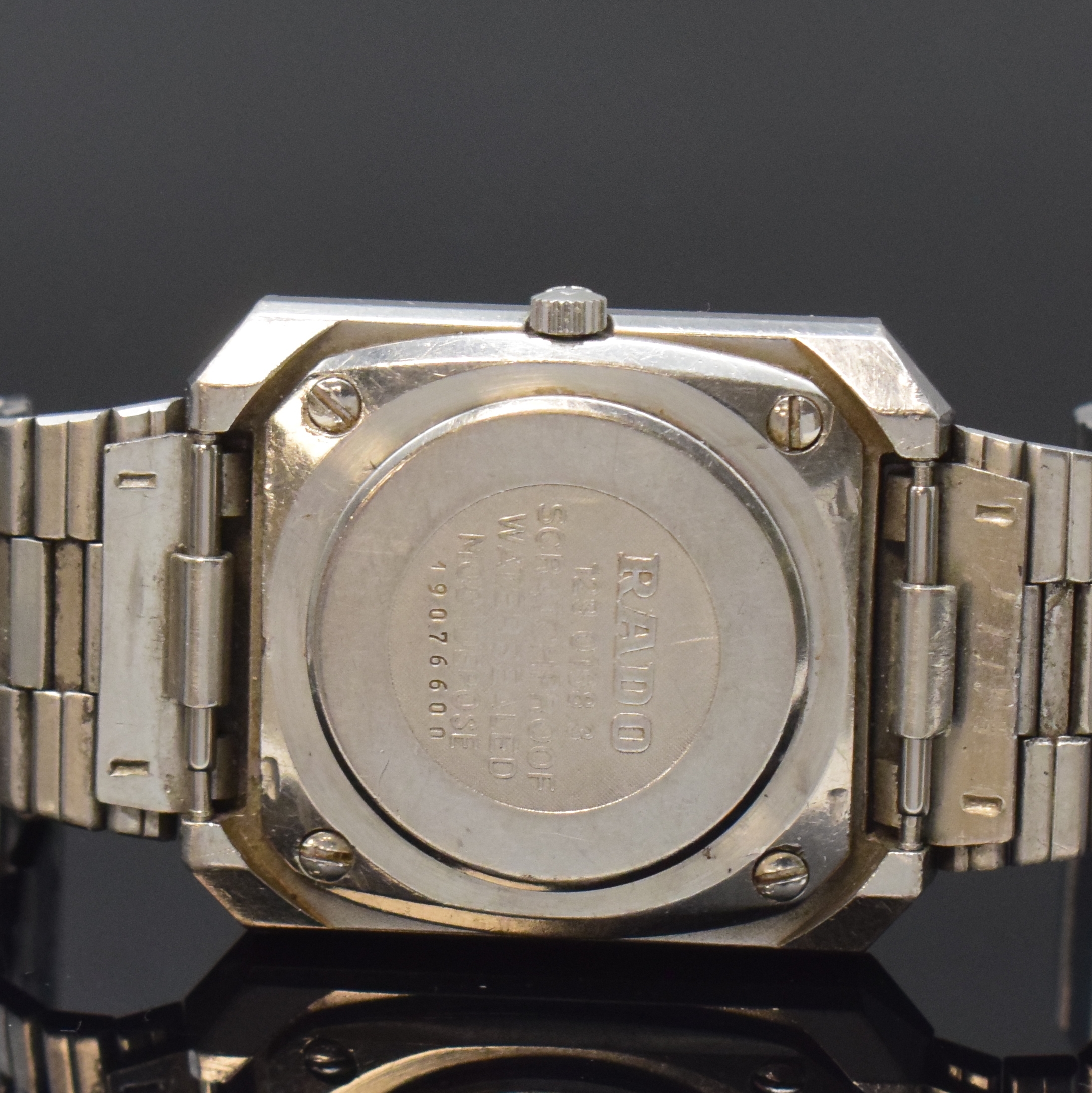 Detail d: RADO Armbanduhr Modellserie Diastar Referenz 129.0168.3, Schweiz um 1980, kratzfest leg. Geh. m. patent. Saphirverglasung inkl. orig. Gliederband, ...