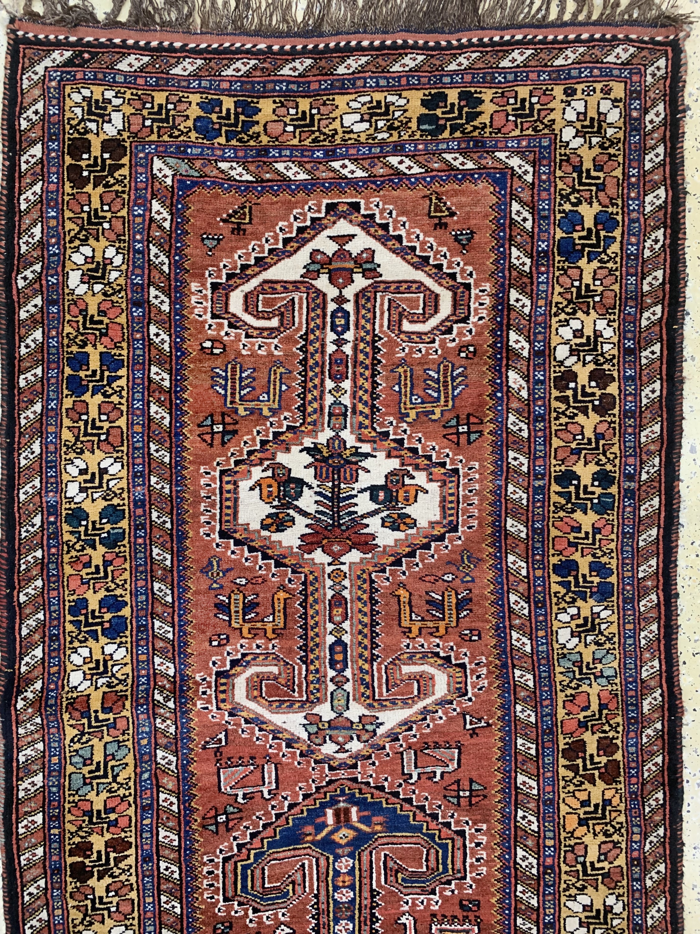 Detail a: Ghaschgai alt, Persien, Anfang 20.Jhd, Wolle auf Wolle, ca. 350 x 110 cm, EHZ: 2
