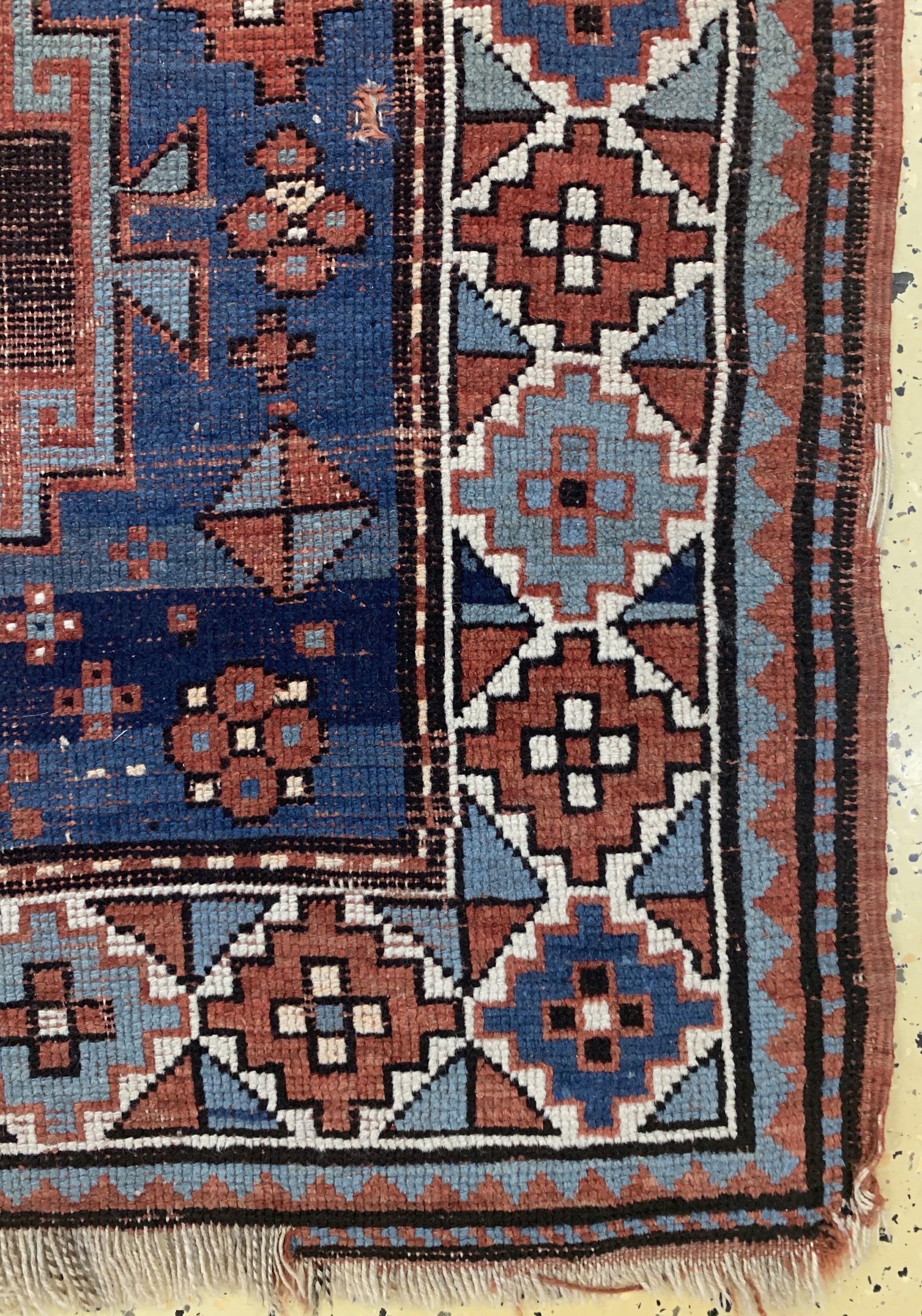Detail c: Antiker Kazak, Kaukasus, 19.Jhd, Wolle auf Wolle, ca. 190 x 120 cm, EHZ: 3-4