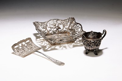 Image Silver bowl, spice vessel and pastry server, German, around 1900, 800/835 silver, ...