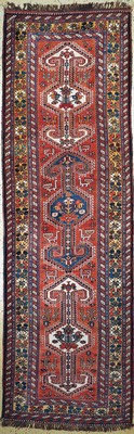 Image Ghashgai old, Persia, early 20th century, woolon wool, approx. 350 x 110 cm, condition: ...