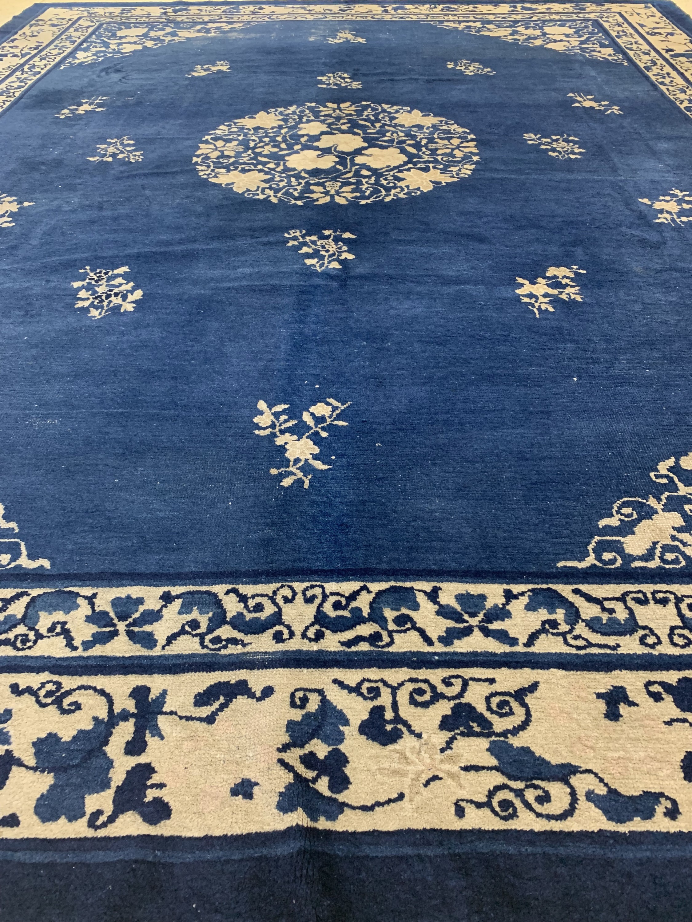 Detail f: Antiker Peking, China, um 1900, Wolle auf Baumwolle, ca. 350 x 273 cm, EHZ: 3-4