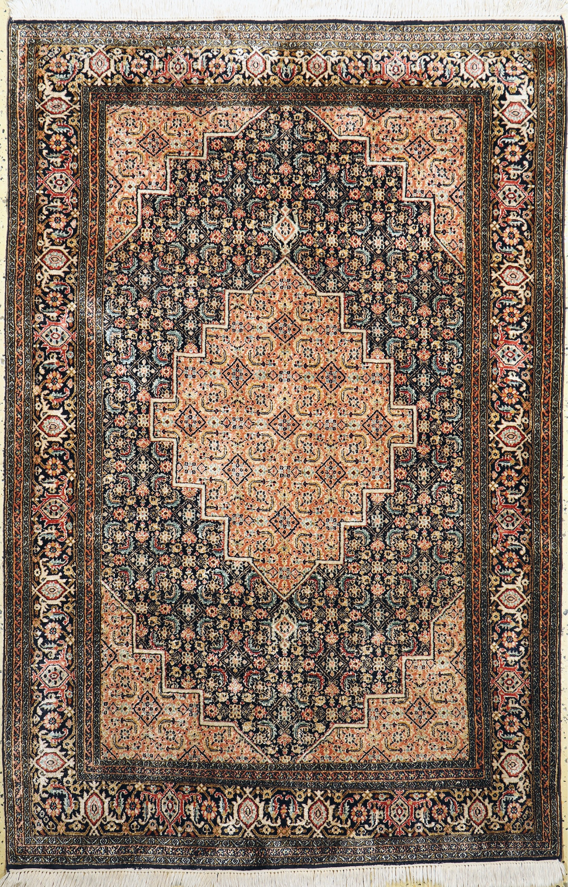 Kaschmir, Indien, Ende 20.Jhd, merzerisierte Baumwolle, ca. 185 x 125 cm, gereinigt, EHZ: 1-2