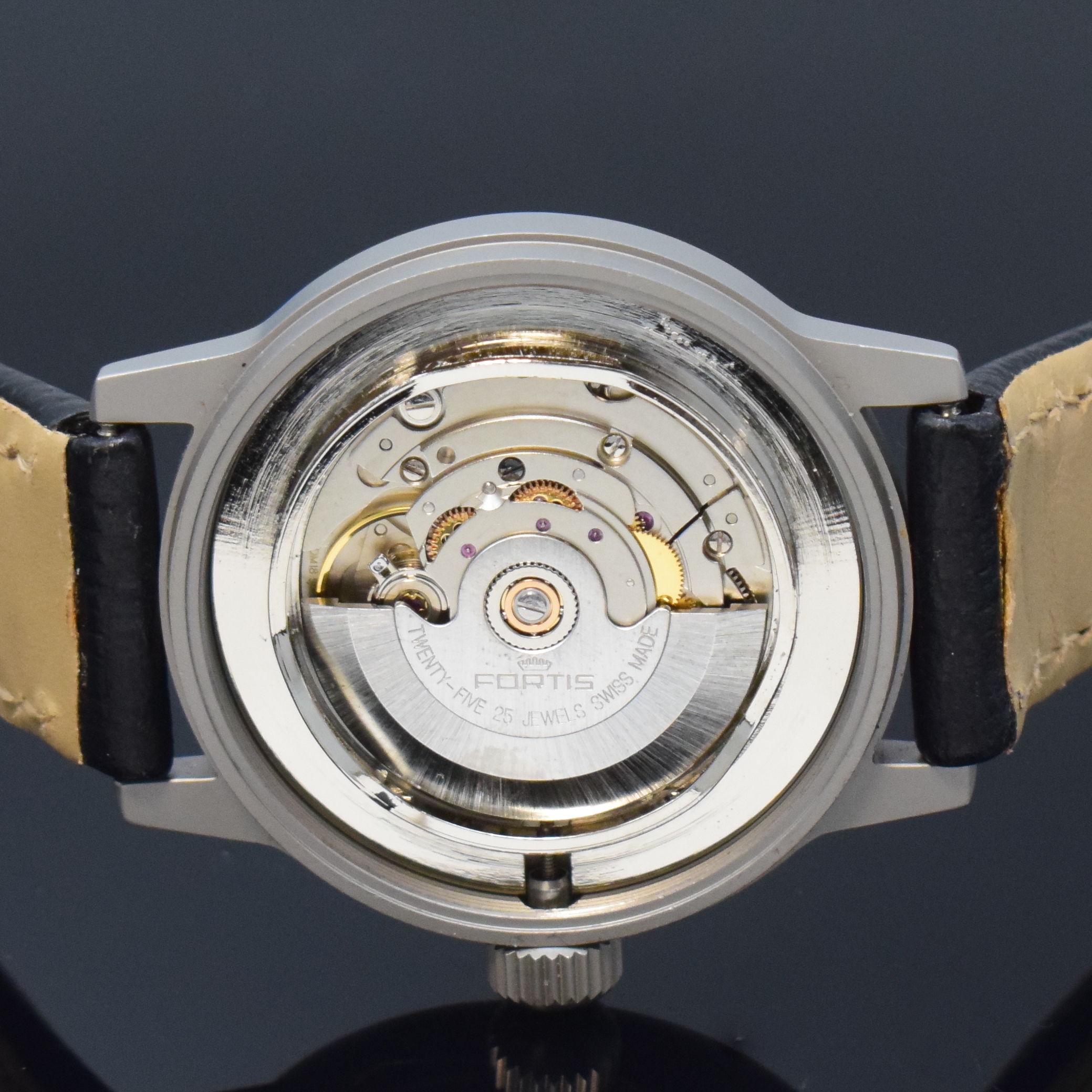 Detail f: FORTIS Automatic große Herrenarmbanduhr im Militär-Design in Stahl Referenz 595.10.46.1, Schweiz um 1995, Automatik, mattiertes u. verschr. Geh., ...