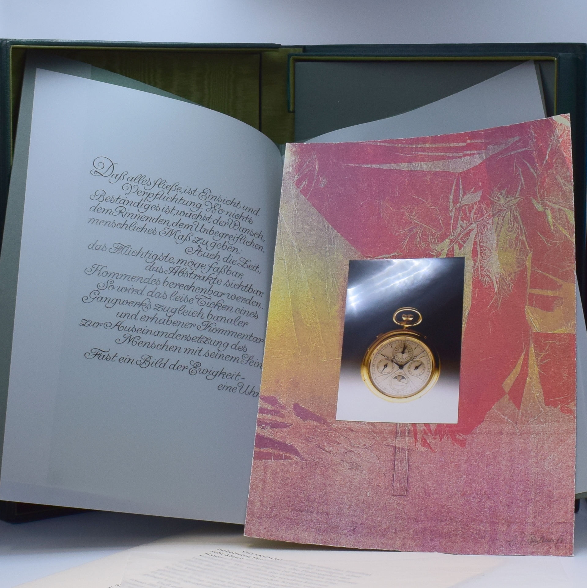 Detail e: AUDEMARS PIGUET aufwendige und hochwertige, extrem seltene Mappe mit 5 Drucken, Schweiz um 1980, grüne Leder-Kassette am Rücken sign. ...
