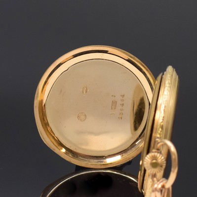 26795277d - 14k yellow gold hunting cased pocket-watch with 14k yellow gold chain, Switzerland around 1920, case at the sides floral engraved and dent, metal cuvette, champagne coloured dial with Arabic numerals, blued steel hands, small second at 6, gold-plated lever movement, compensation-balance with Breguet balance- spring, diameter approx. 51 mm, length chain approx. 46,5 cm, total-weight approx. 103g, needs to be overhauled, condition 3