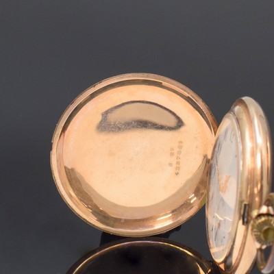 26795278a - 8k pink gold hunting cased pocket-watch, Switzerland around 1910, case dent, engine- turned spring and back cover, hunter cover with monogram-mirror, metal cuvette, enamel dial with Arabic numerals, gilded hands, constant second at 6, gold-plated lever movement, compensation-balance with Breguet balance-spring, diameter approx. 52 mm, total-weight approx. 84g, needs to be overhauled, condition 2-3