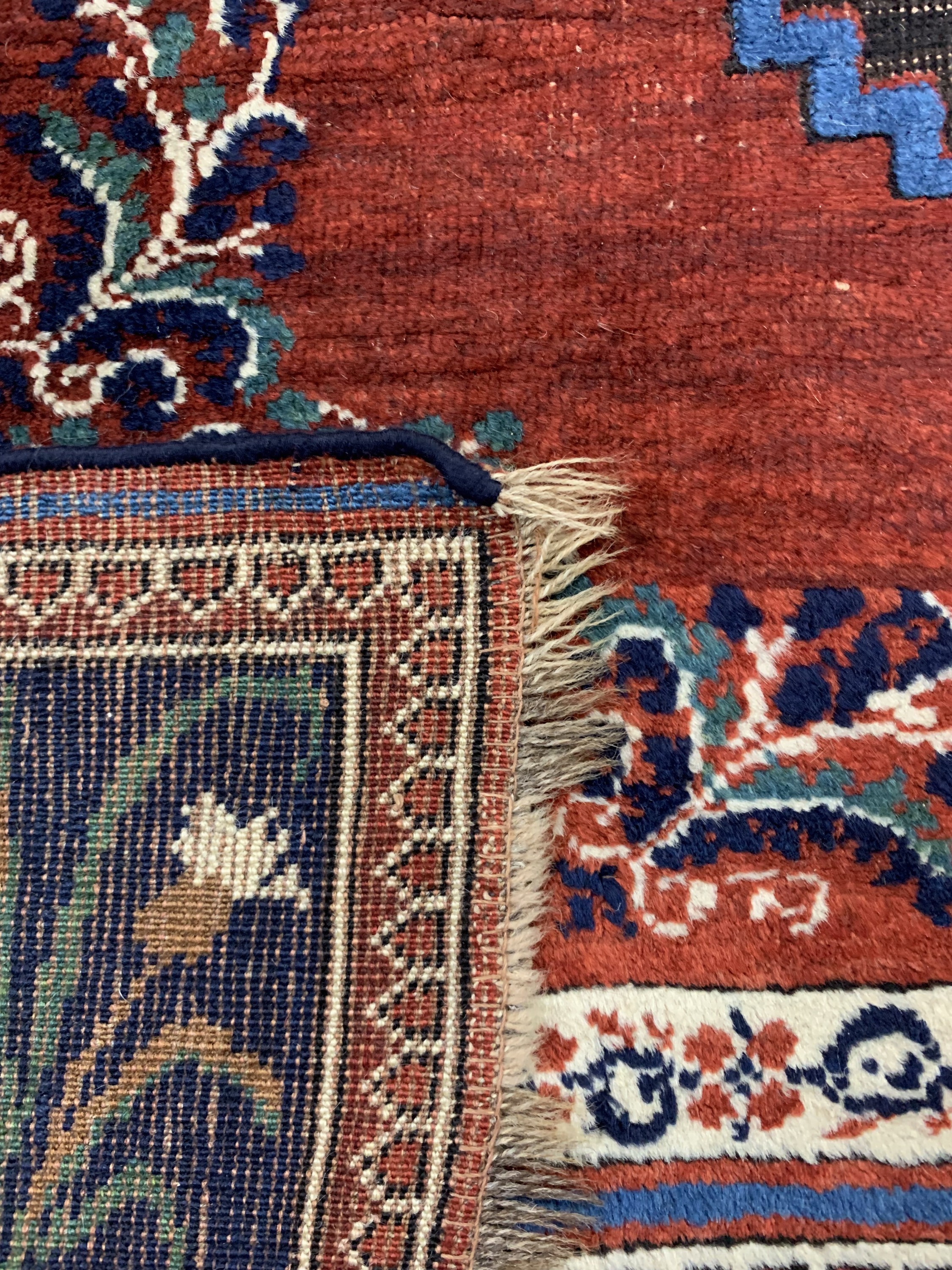 Detail e: Antiker Karabagh, Kaukasus, 19.Jhd, Wolle auf Wolle, ca. 260 x 170 cm, EHZ: 3-4