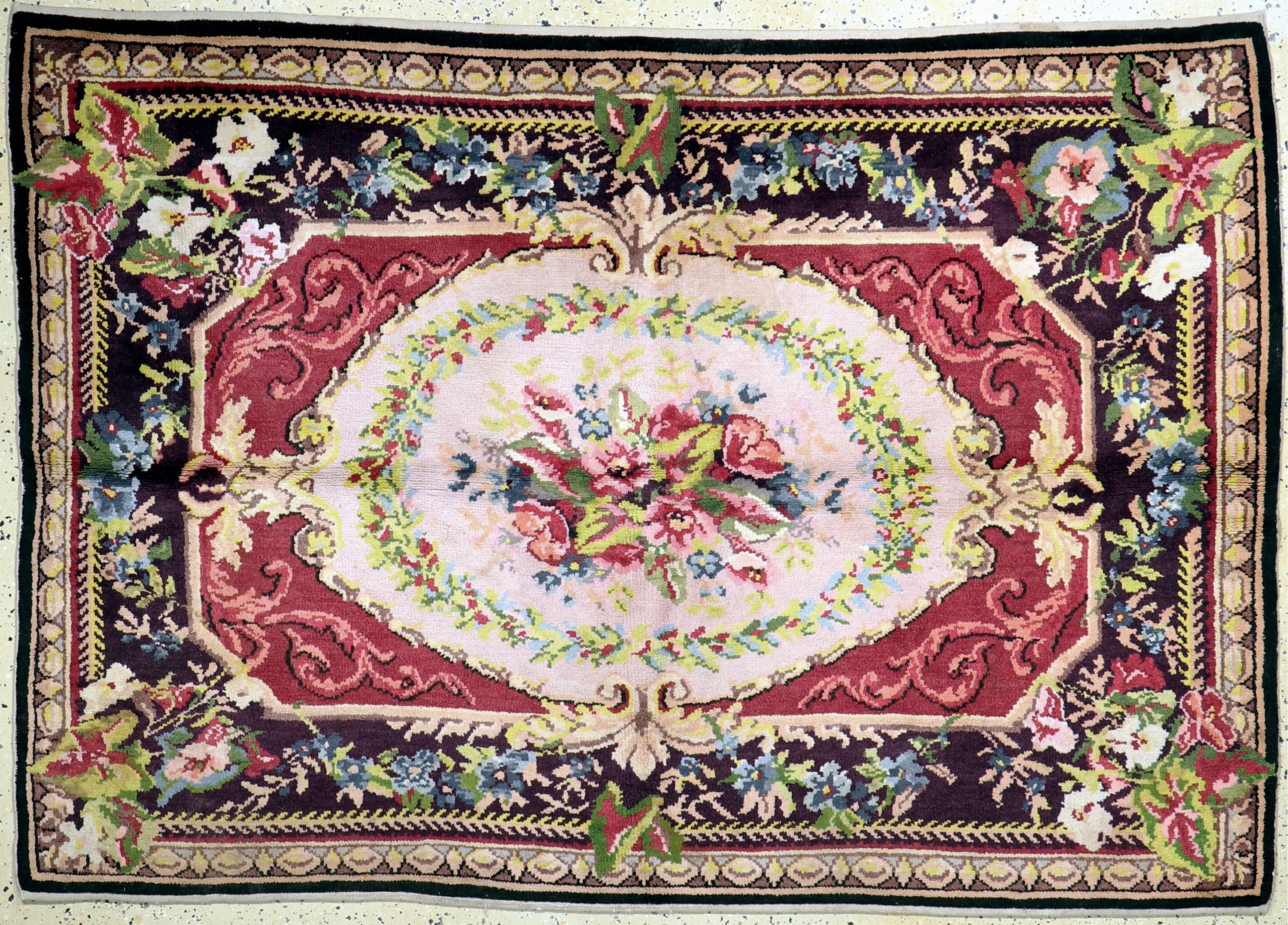 Aubusson stil, Rumänien, ca. 50 Jahre, Wolle auf Baumwolle, ca. 205 x 140 cm, EHZ: 2
