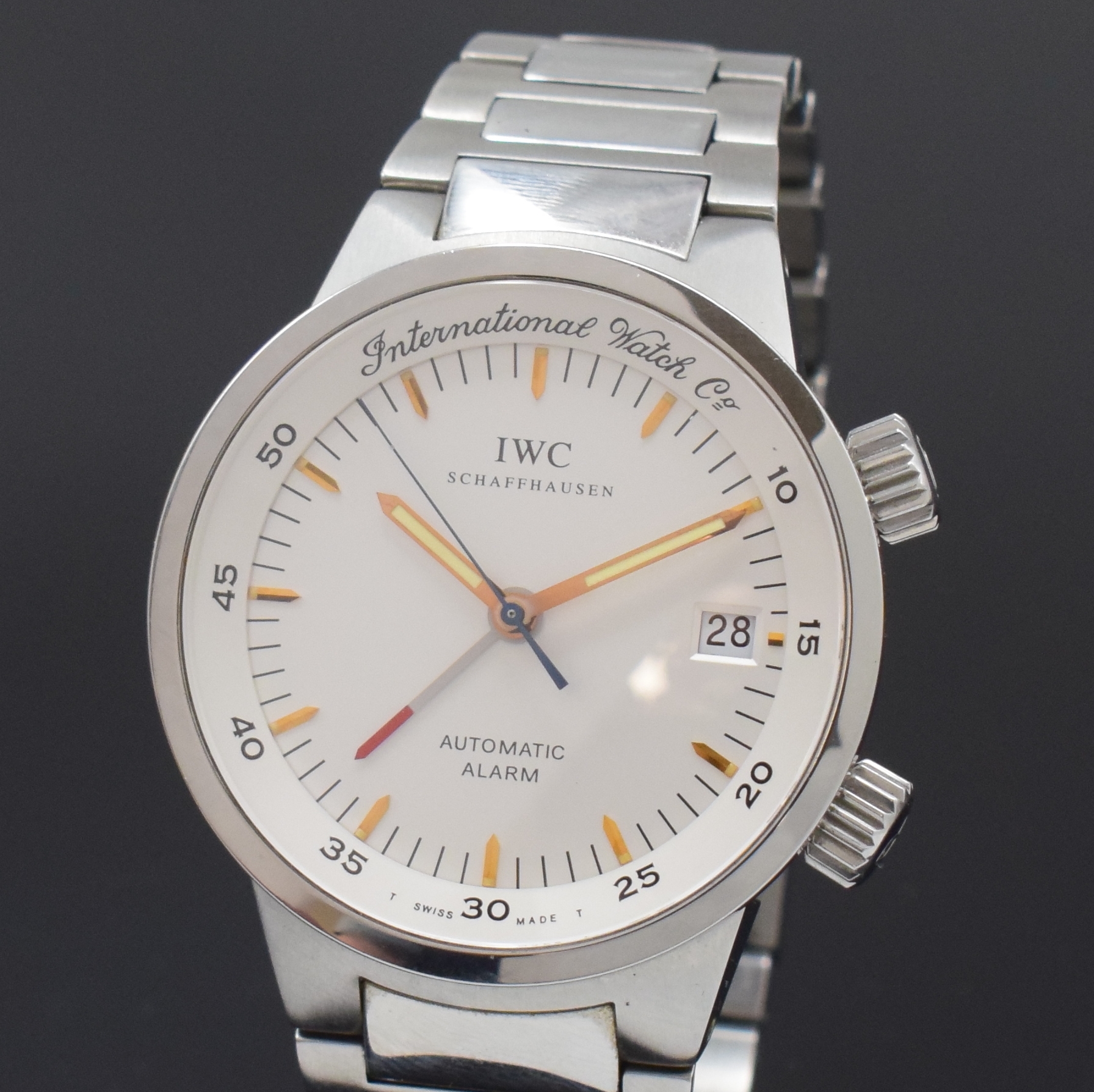 Detail a: IWC Armbandwecker Modell GST Referenz 3537, Automatik, Schweiz um 2003, Edelstahlgeh. inkl. Gliederband mit Sicherheitsfaltschl., bomb. Saphirglas, ...