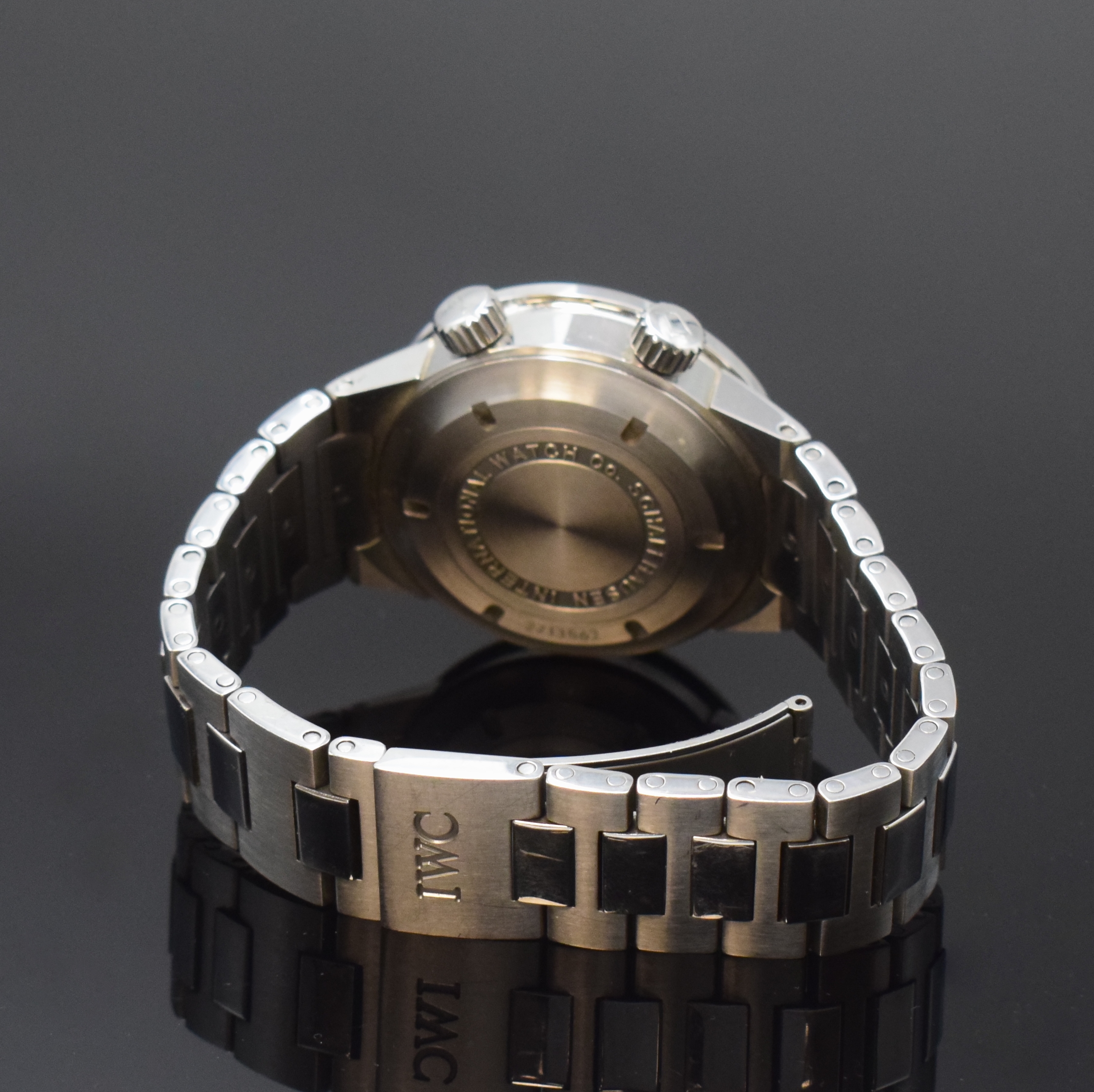 Detail b: IWC Armbandwecker Modell GST Referenz 3537, Automatik, Schweiz um 2003, Edelstahlgeh. inkl. Gliederband mit Sicherheitsfaltschl., bomb. Saphirglas, ...