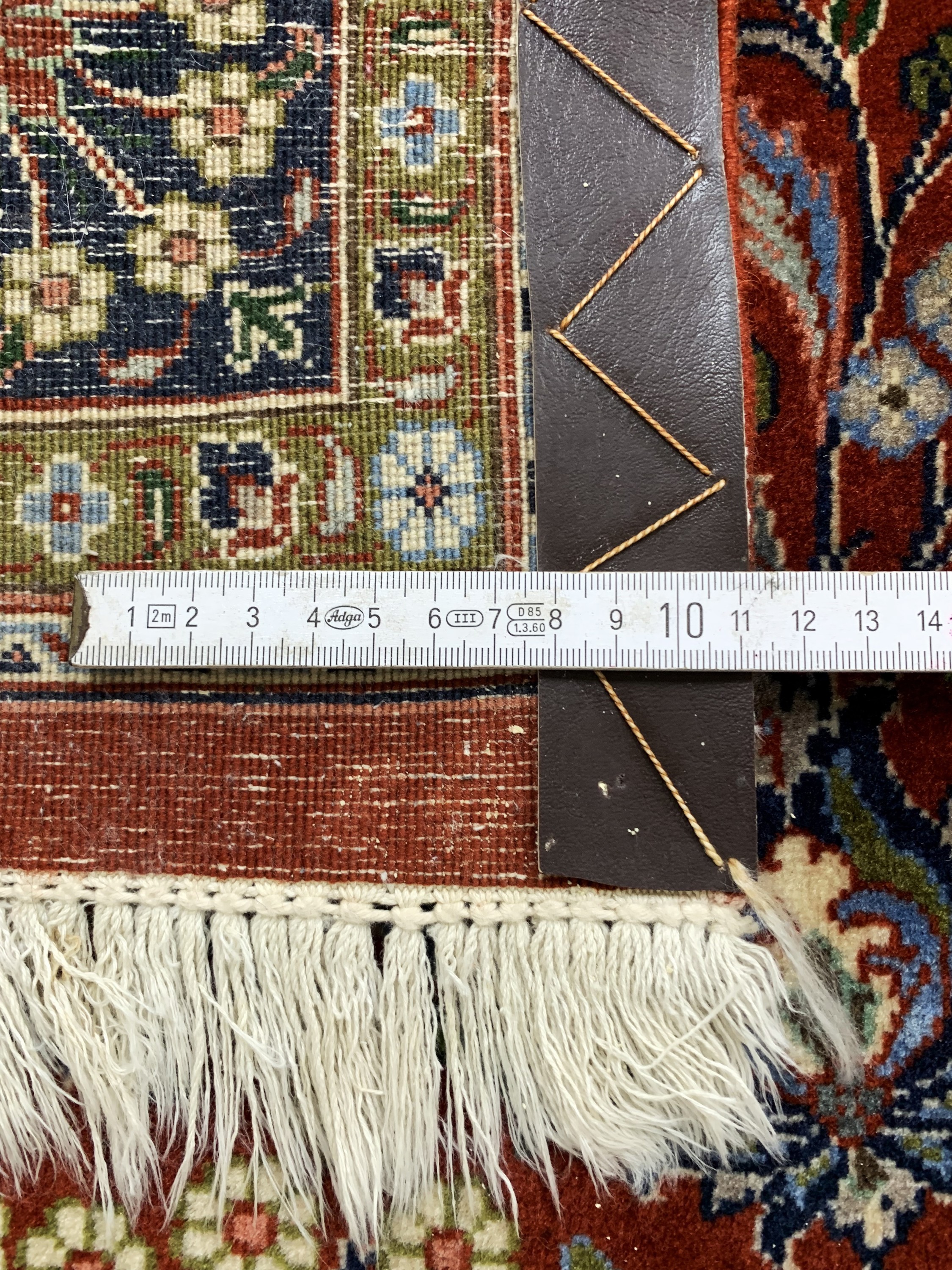 Detail e: Ghom Kork fein, Persien, ca. 30 Jahre, Korkwolle auf Baumwolle, ca. 225 x 140 cm, EHZ: 2, (minimal restauriert)