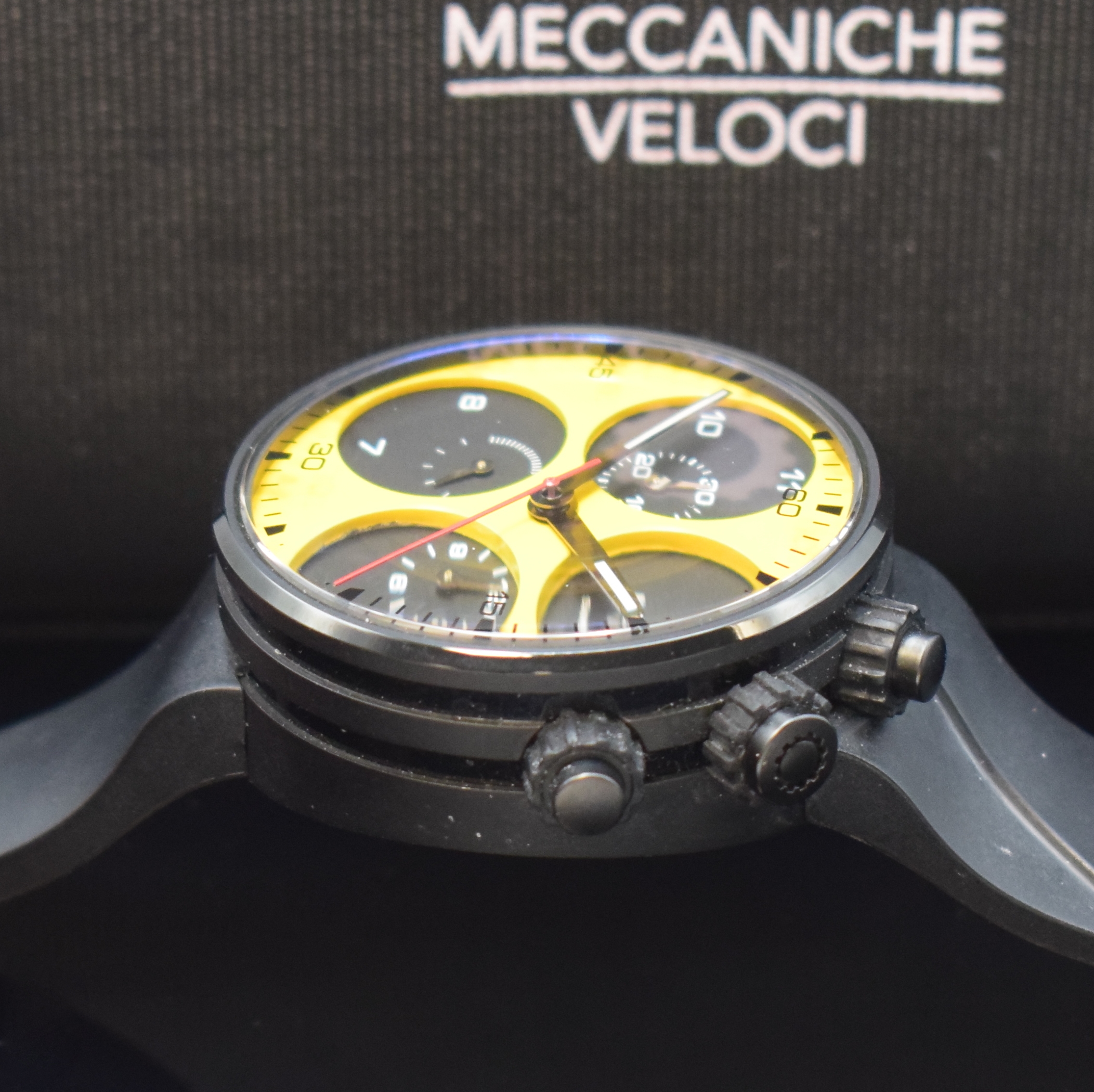Detail c: MECCANICHE VELOCI auf 250 Stück limitierter Armbandchronograph, Automatik, Schweiz/Italien um 2010, geschw. Titangeh. inkl. orig. Kautschukband m. ...