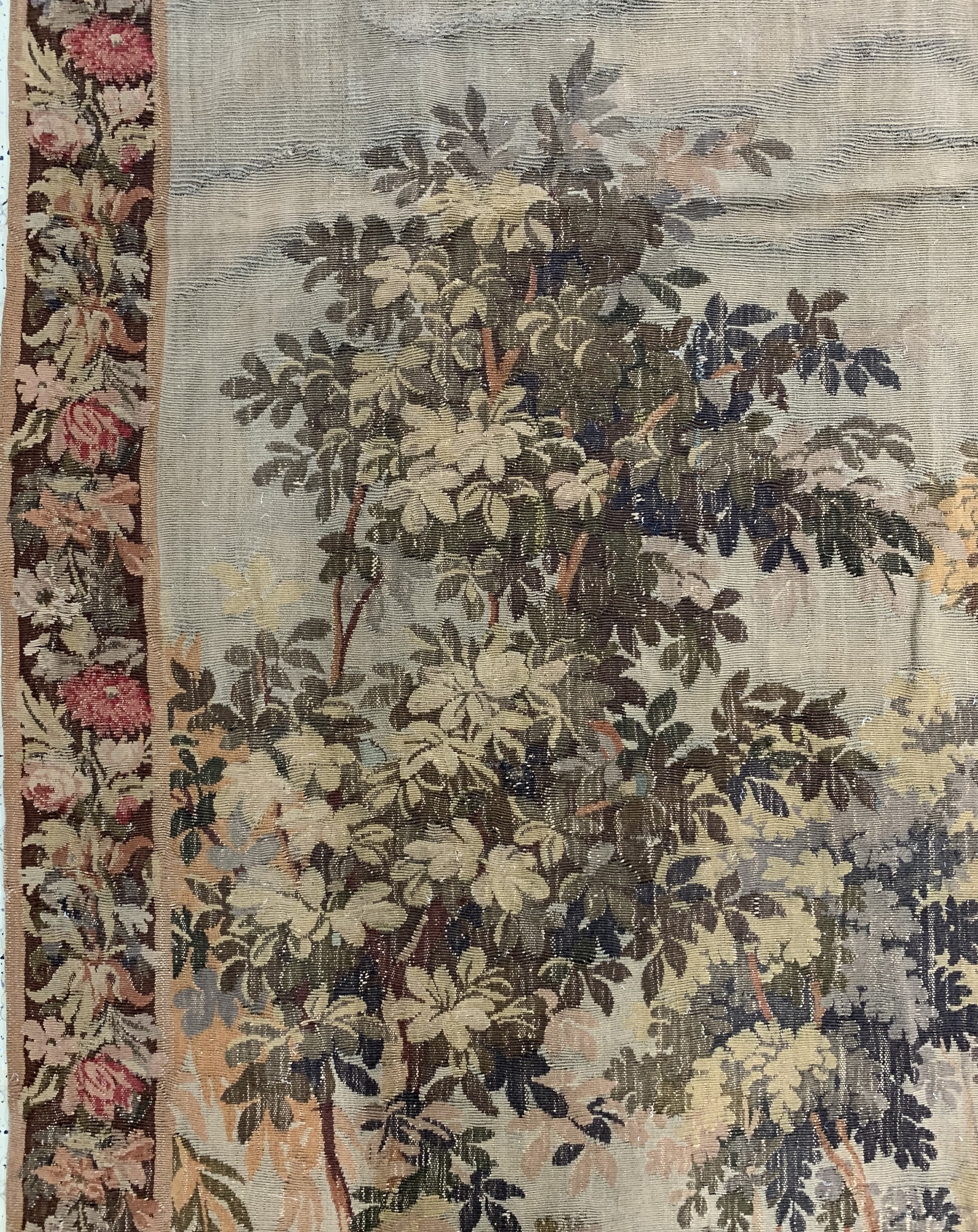 Detail b: Tapisserie antik, Flandern, 19.Jhd, Wolle auf Baumwolle, ca. 350 x 305 cm, EHZ: 3