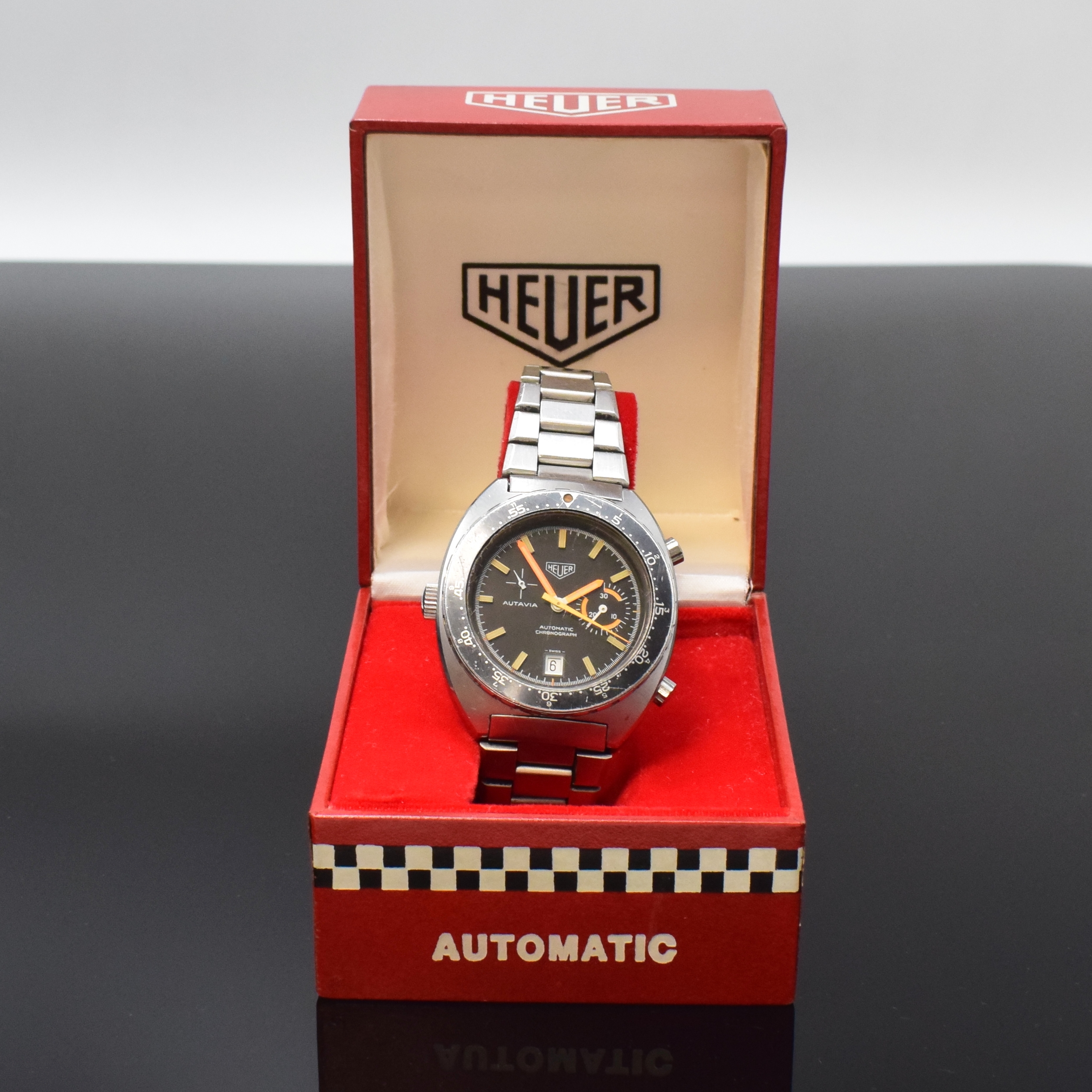 Detail g: HEUER Autavia Armbandchronograph "Orange Boy" Referenz 15630 mit original Etui und Papieren, Automatik, Schweiz verkauft 1975, verschr. ...