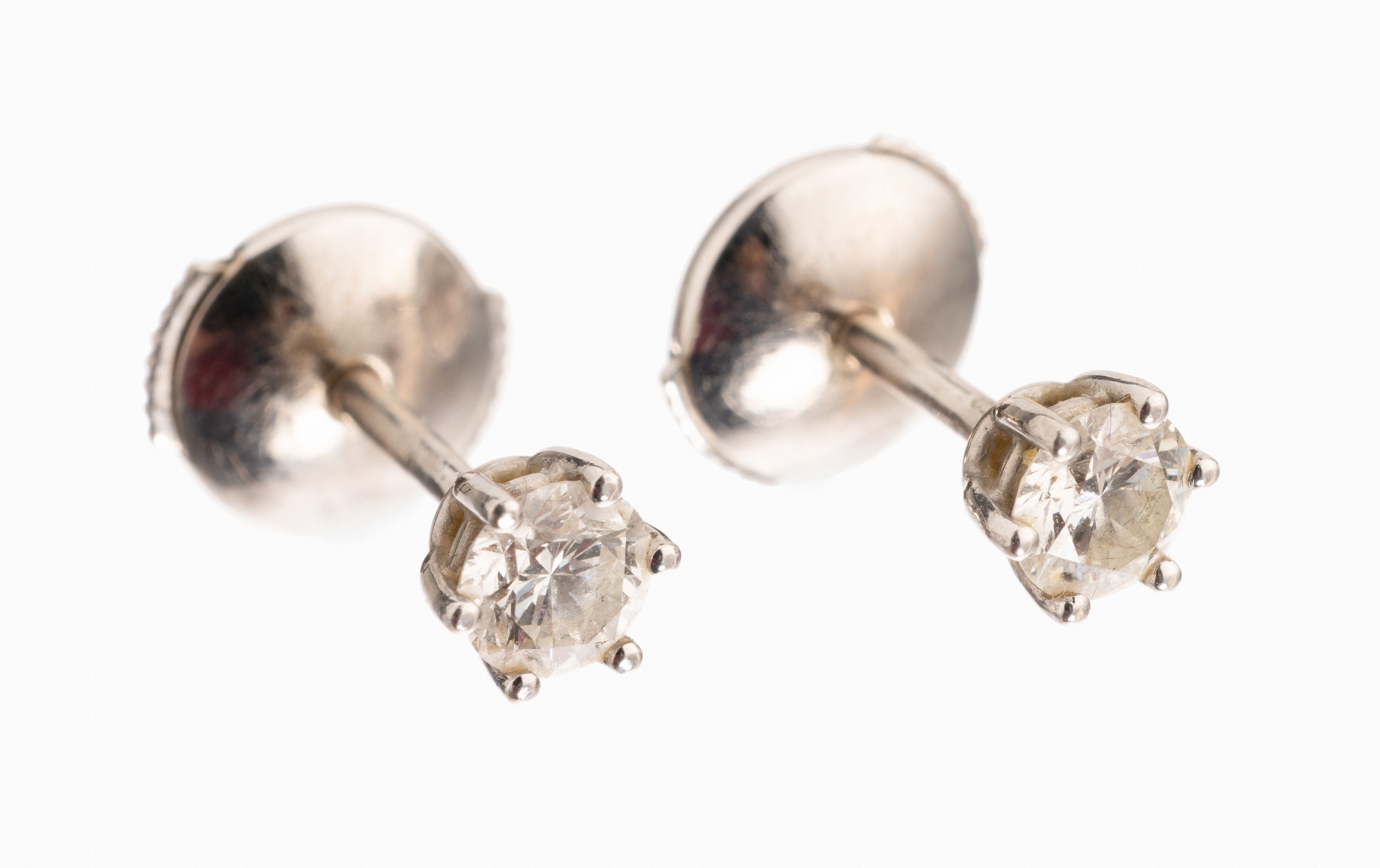 Paar 18 kt Gold Brillant-Ohrstecker, WG 750/000, 2 Brillanten zus. ca. 0.50 ct Weiß/si, in Etui
