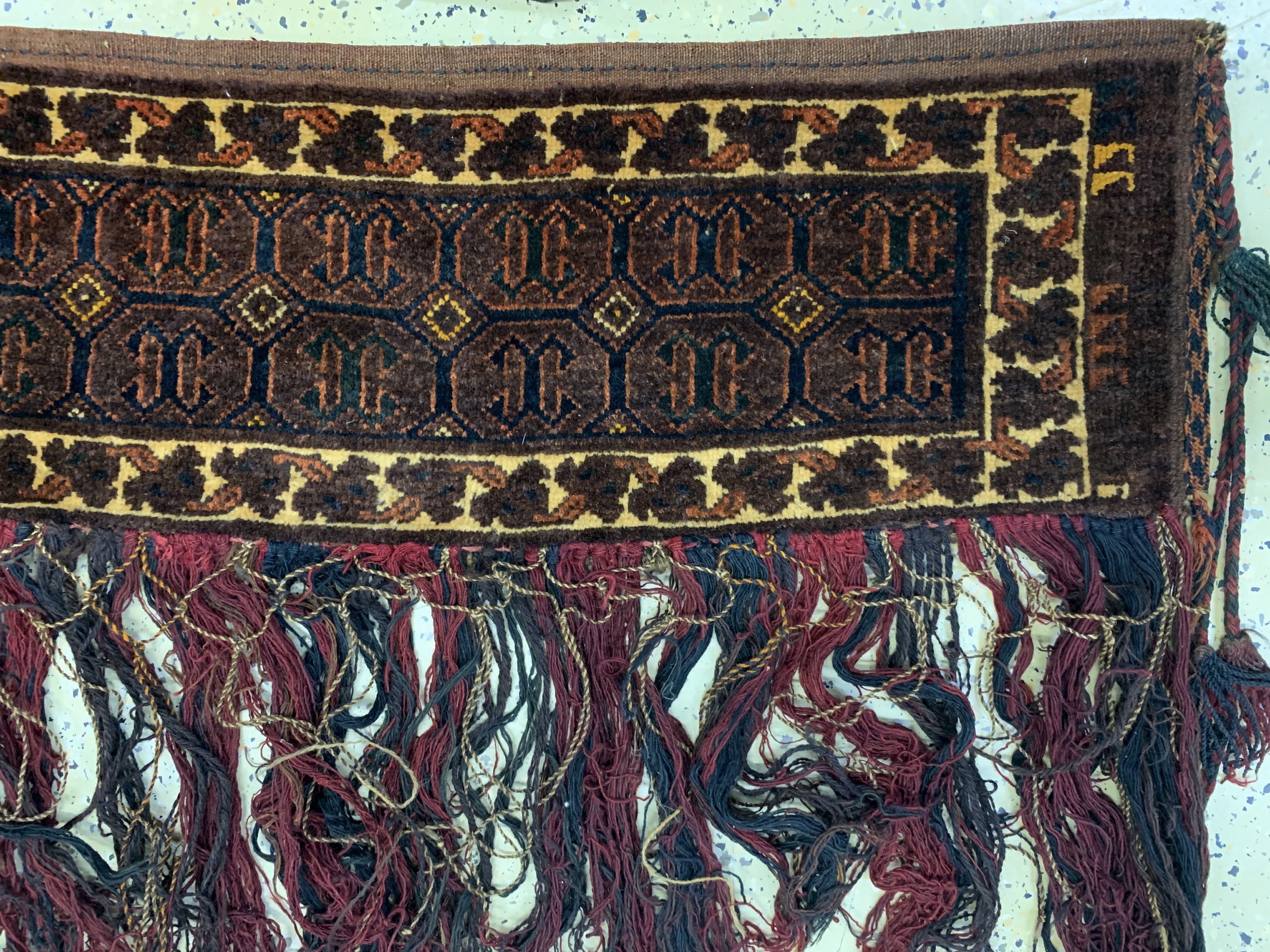 Detail e: 2 lot Wandbehang (Kapunuk), Turkmenistan, um 1910/20, Wolle auf Wolle, ca. 120 x 40 cm, EHZ: 2