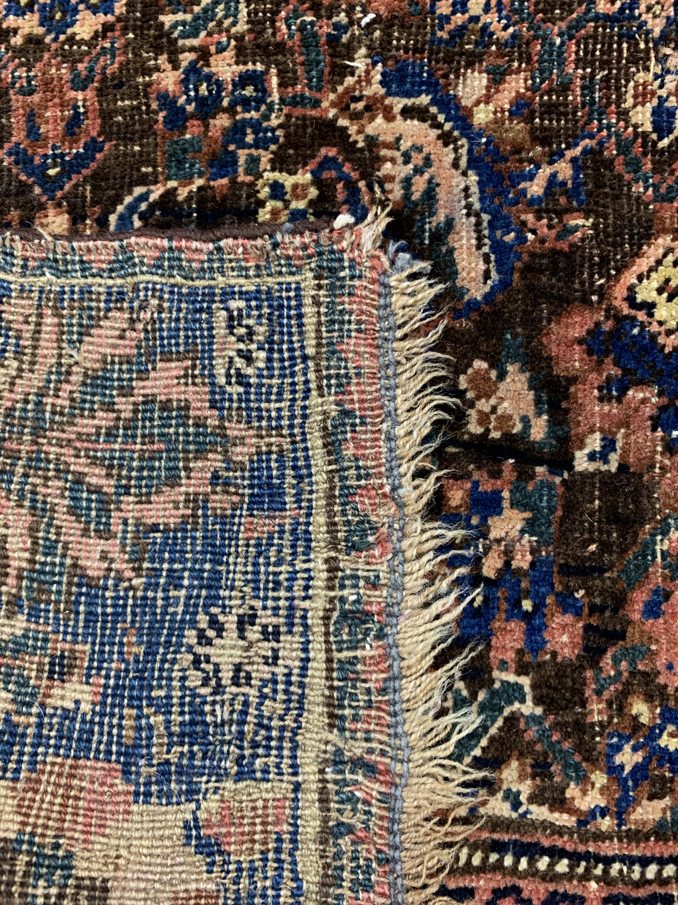 Detail f: Antiker Bidjar, Persien, Mitte 19.Jhd, Wolle auf Wolle, ca. 150 x 106 cm, EHZ: 4