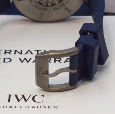 26796664b - IWC Pilot´s Watch gents wristwatch Edition "LAUREUS SPORT FOR GOOD" reference IW328101, self winding, blue ceramic case including original rubber strap with original titanium- buckle, screwed-down case back & winding crown, blue dial, display of hours, minutes, sweep seconds & date, diameter approx. 41 mm, original box & papers, condition 1-2