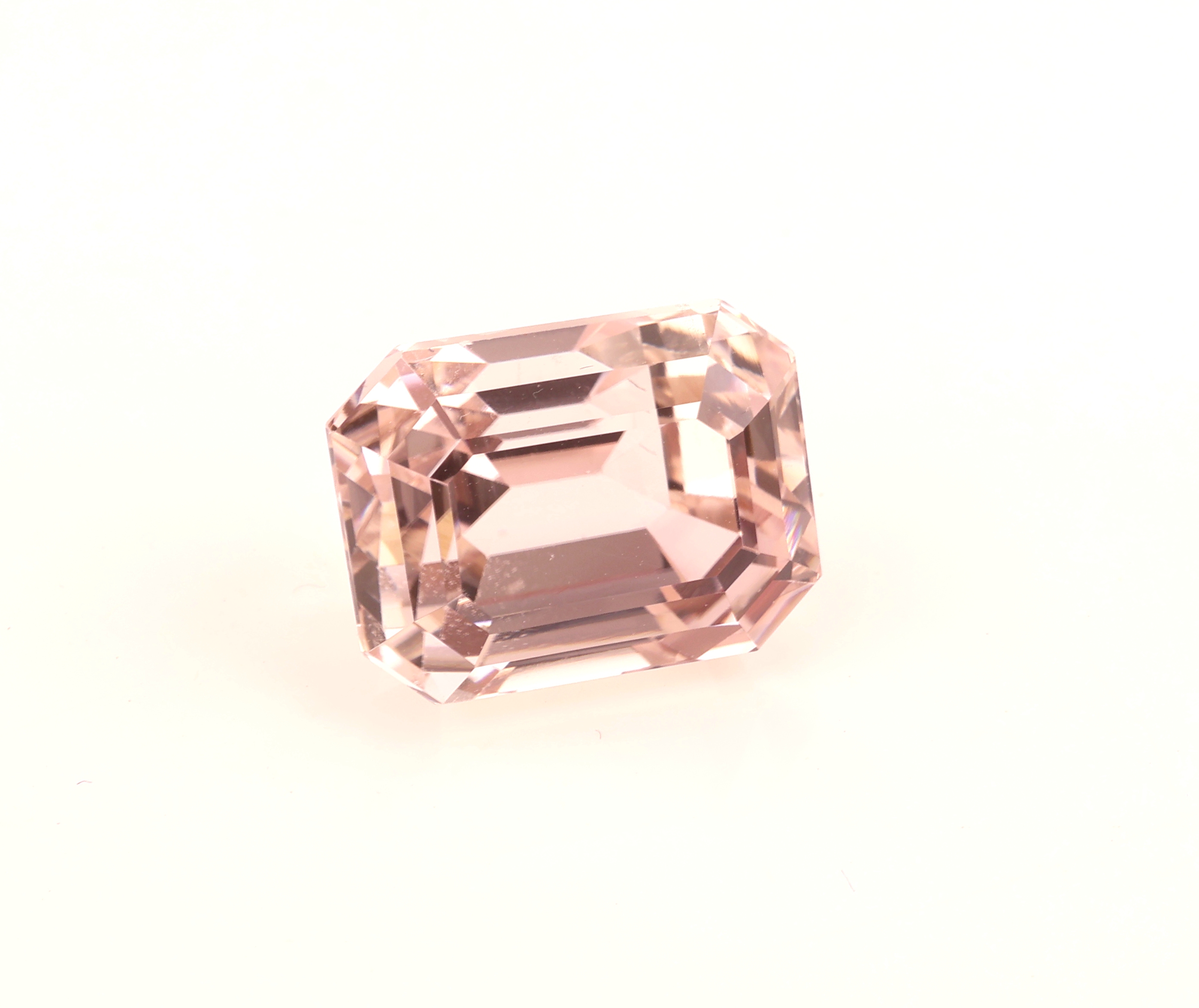 Loser Kunzit ca. 18.5 ct, Emerald Cut