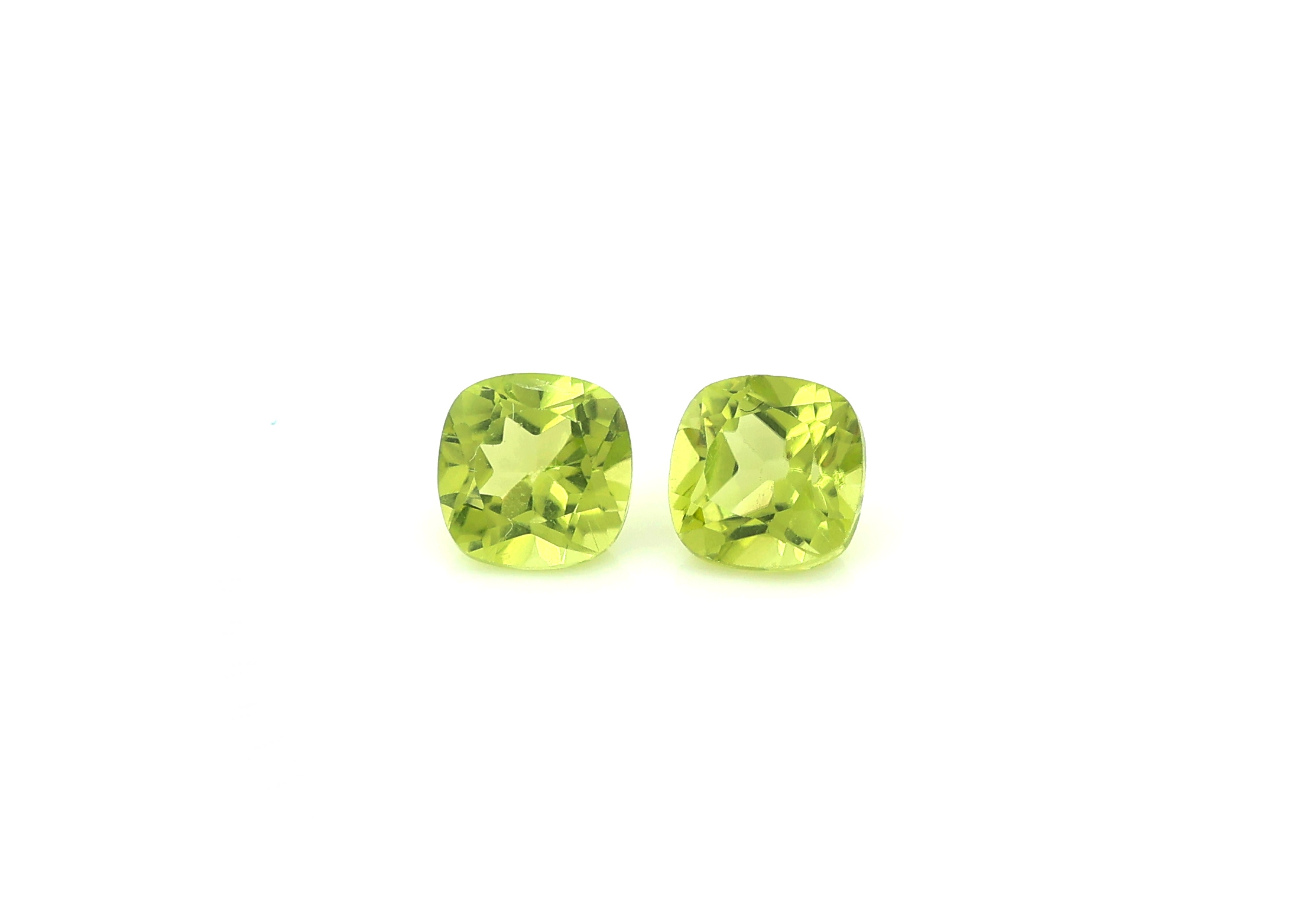 Detail a: Lot 18 Peridots zus. ca. 11.96 ct