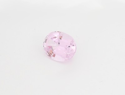 Image Loose kunzite 21.52 ct, scissor cut Valuation Price: 1350, - EUR