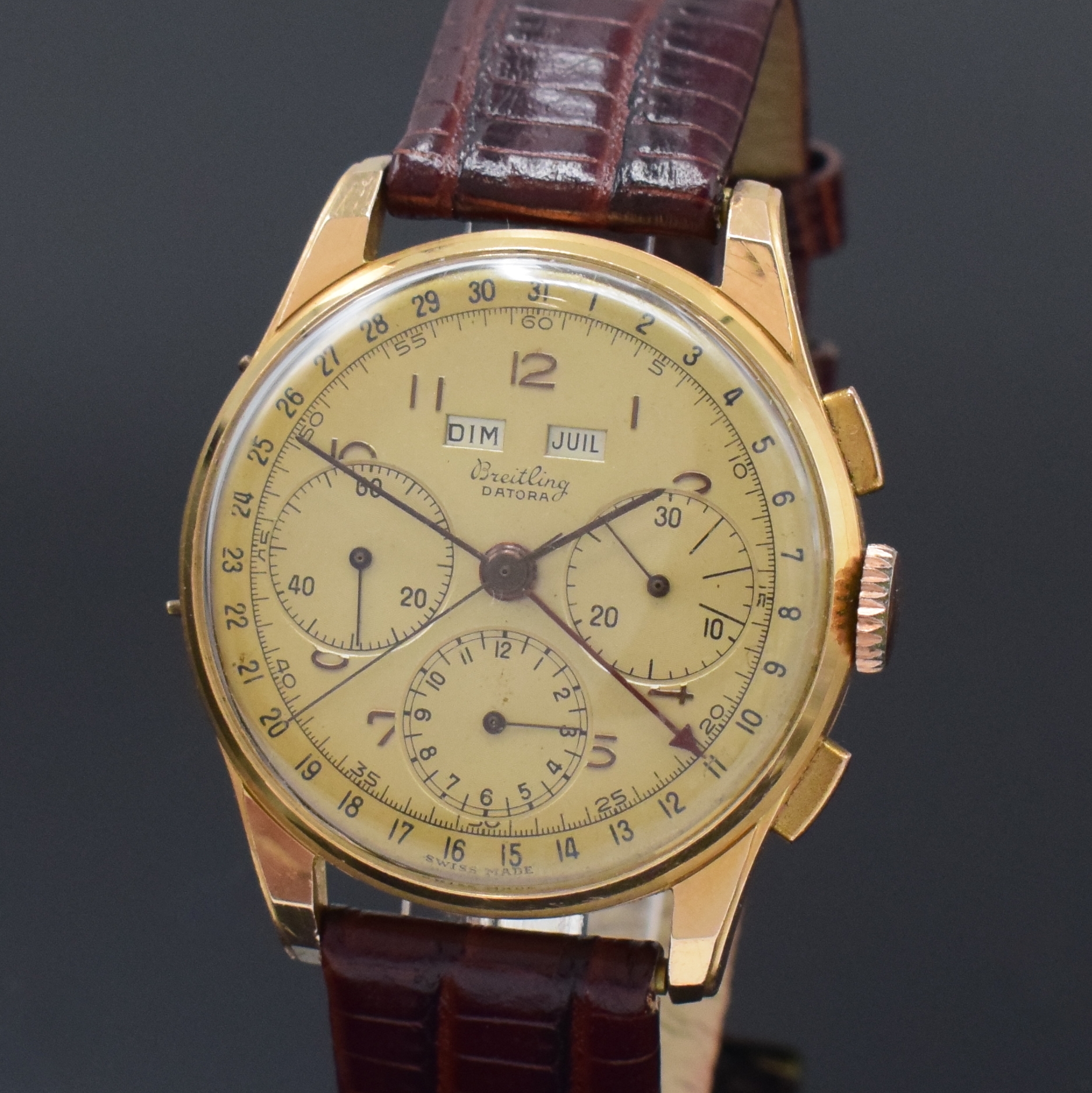 Detail a: BREITLING Datora Referenz 785 seltener Schaltradchronograph mit Vollkalender RoseG 750/000, Schweiz um 1945, Handaufzug, unpoliertes 3-tlg. Geh., ...