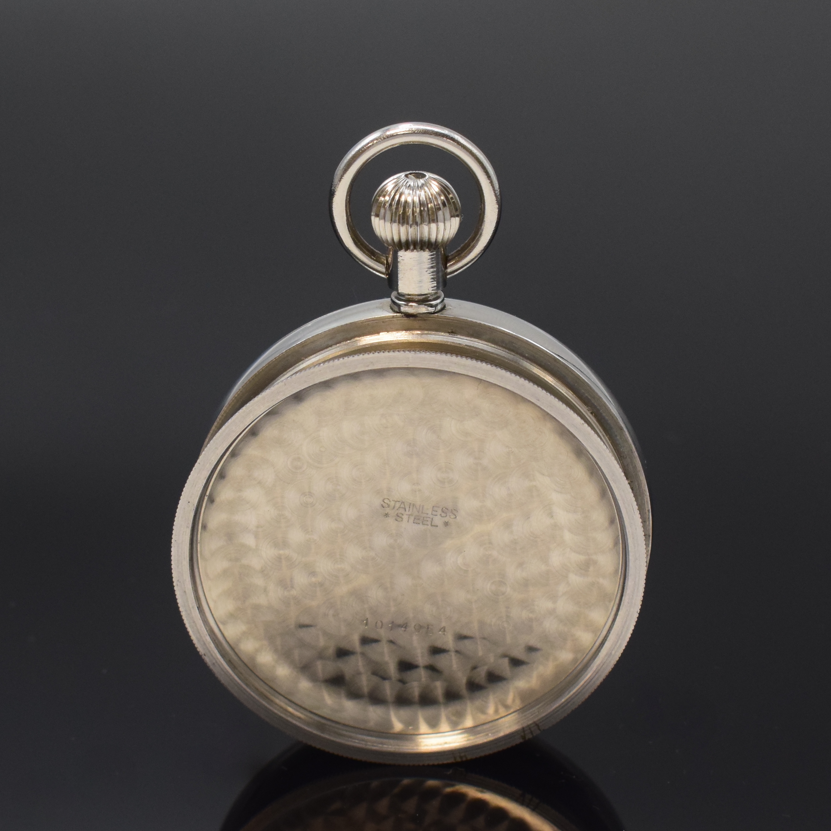 Detail c: IWC H.S.3 sehr seltene Beobachtungsuhr mit Zentralsekunde Kaliber 52 SC in Stahl, Schweiz um 1940, verschr. Geh., rücks. britische Militärgrav. ...