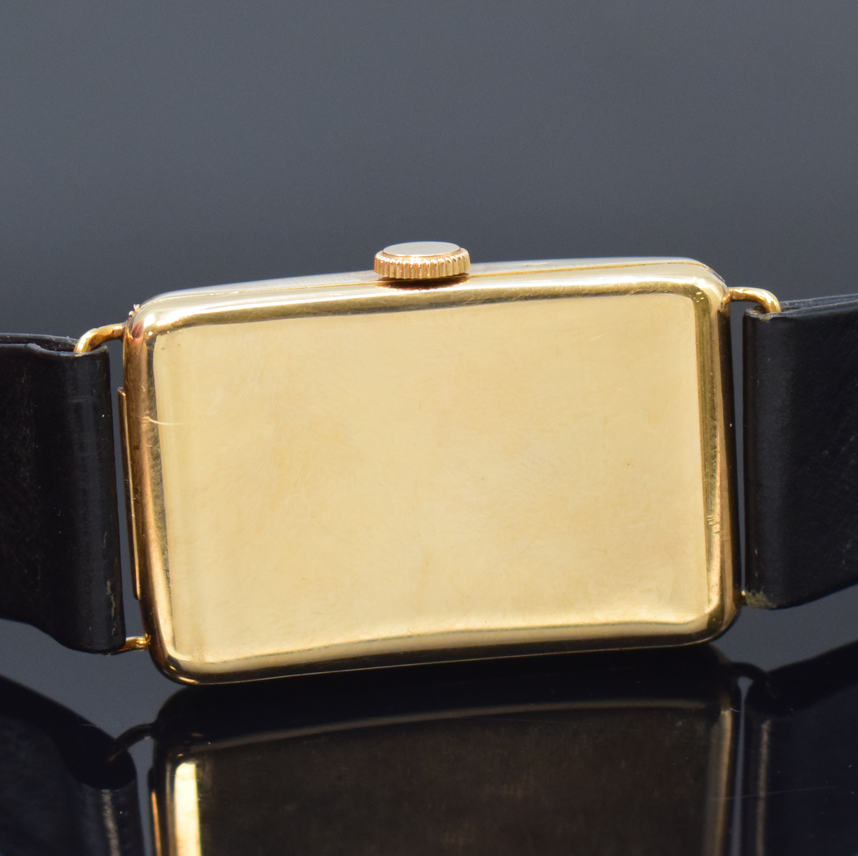 Detail d: TAVANNES Watch Co große rechteckige Armbanduhr in GG 585/000, Schweiz um 1920, Handaufzug, leicht gebogenes Scharniergeh., orig. Glas u. Krone, bei ...