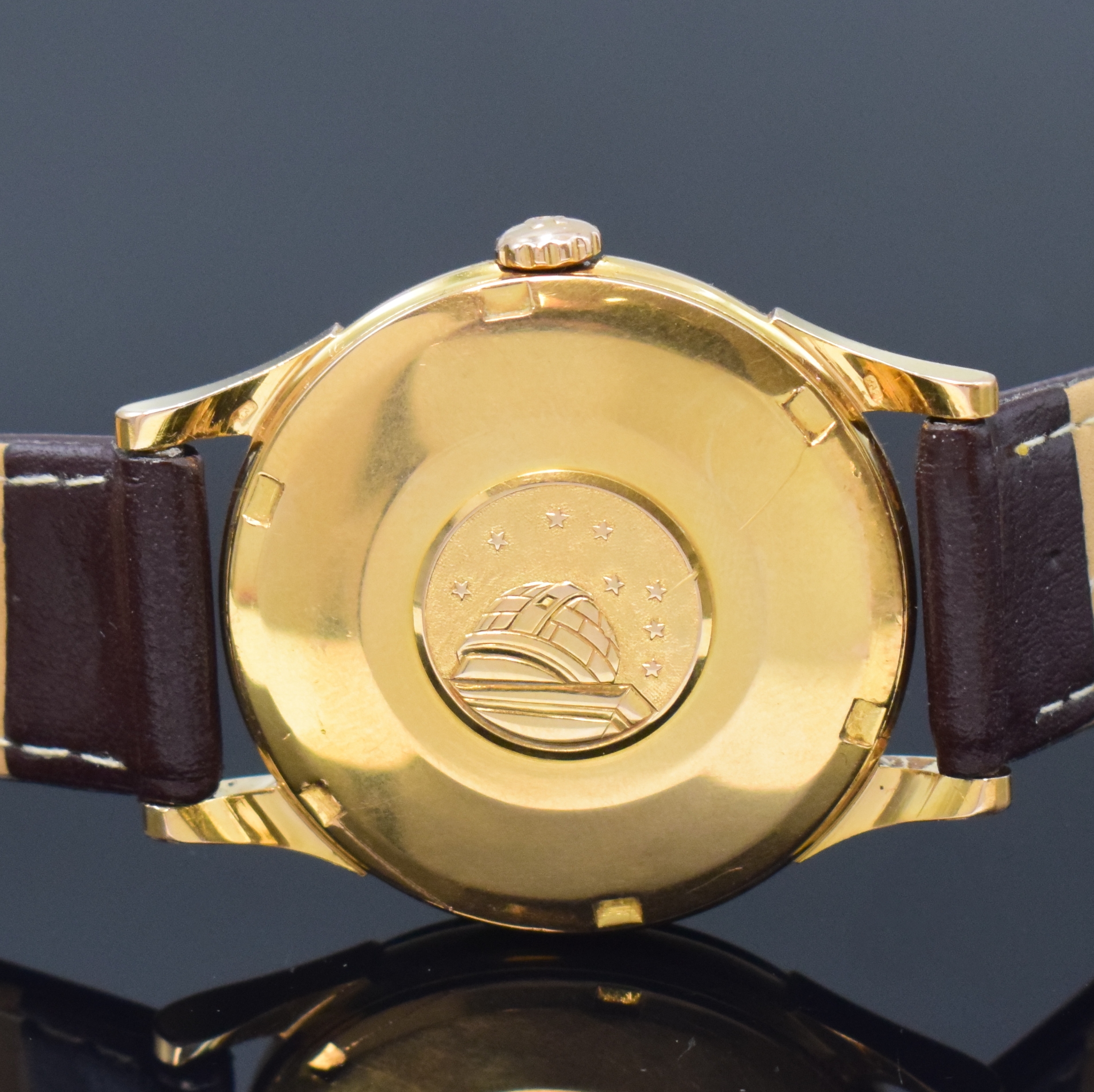 Detail c: OMEGA Constellation seltener Armbandchronometer in RG 750/000 Referenz 14393/94, Schweiz um 1961, Automatik, unpoliertes Geh., verschr. Boden m. ...