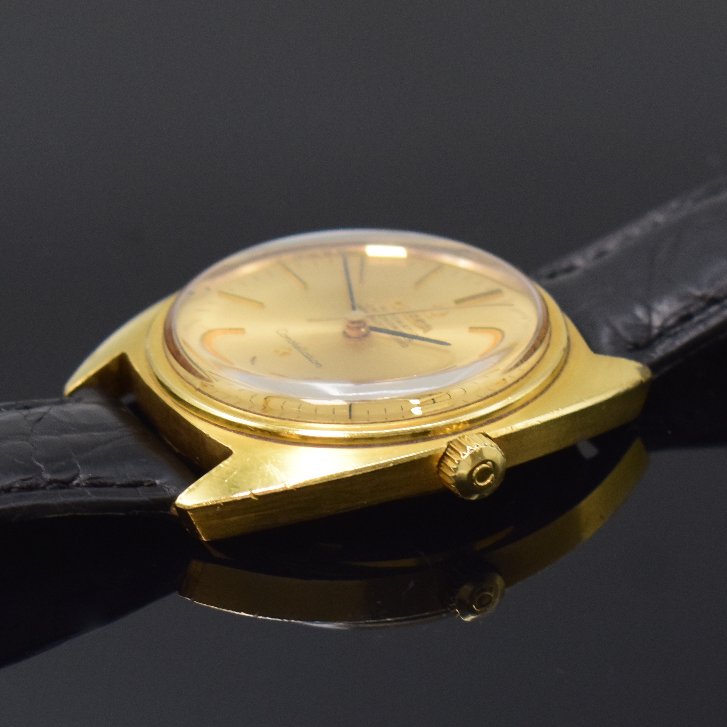 Detail b: OMEGA Constellation Chronometer Referenz 168009 Armbanduhr in GG 750/000, Schweiz um 1968, Automatik, schweres Geh., verschr. Boden m. ...