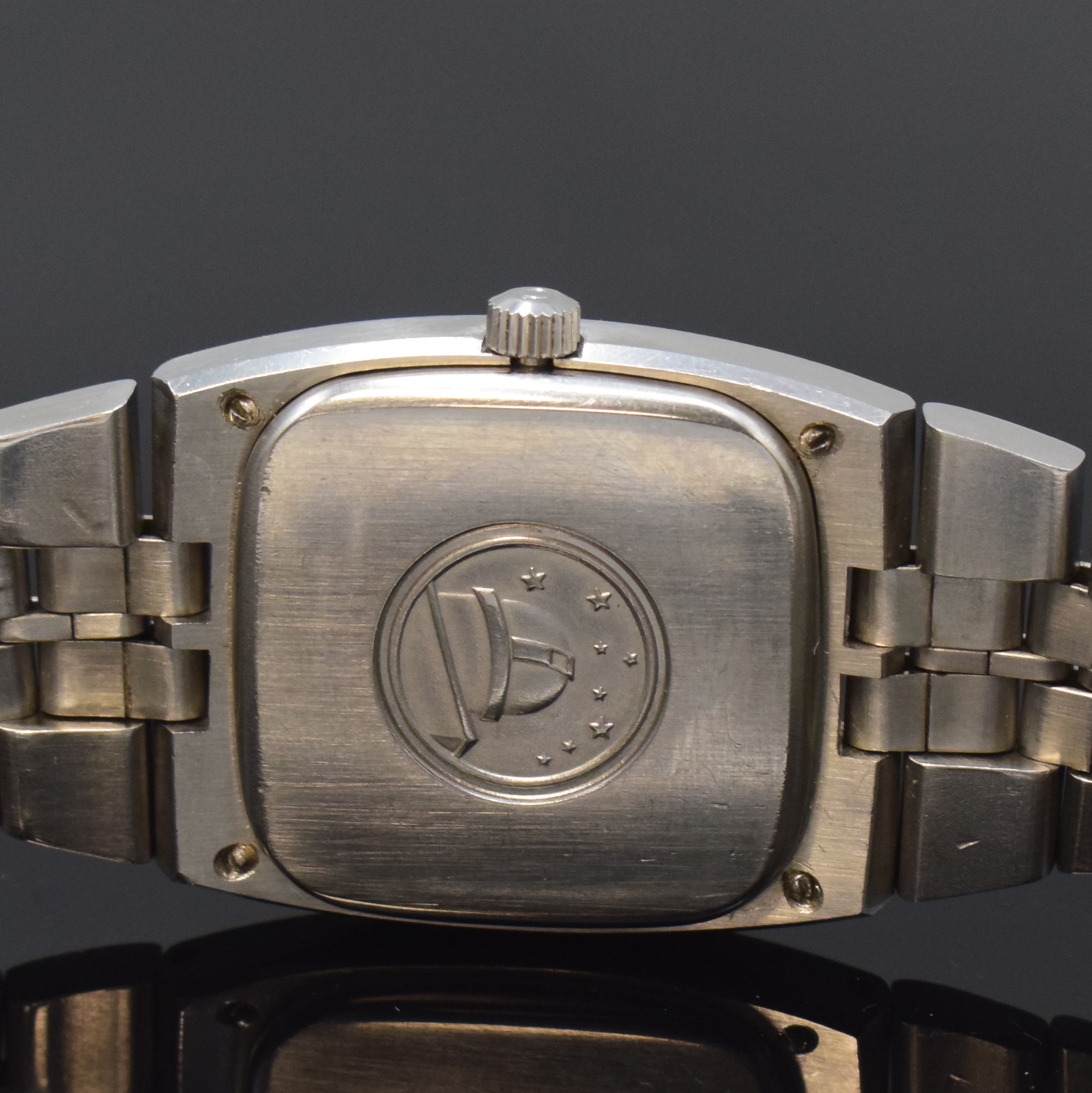 Detail d: OMEGA Constellation Chronometer Referenz 168.059 in Stahl/Stahlband, Schweiz um 1973, Automatik, 4-fach verschr. Geh., integr. orig. Band Ref. ...