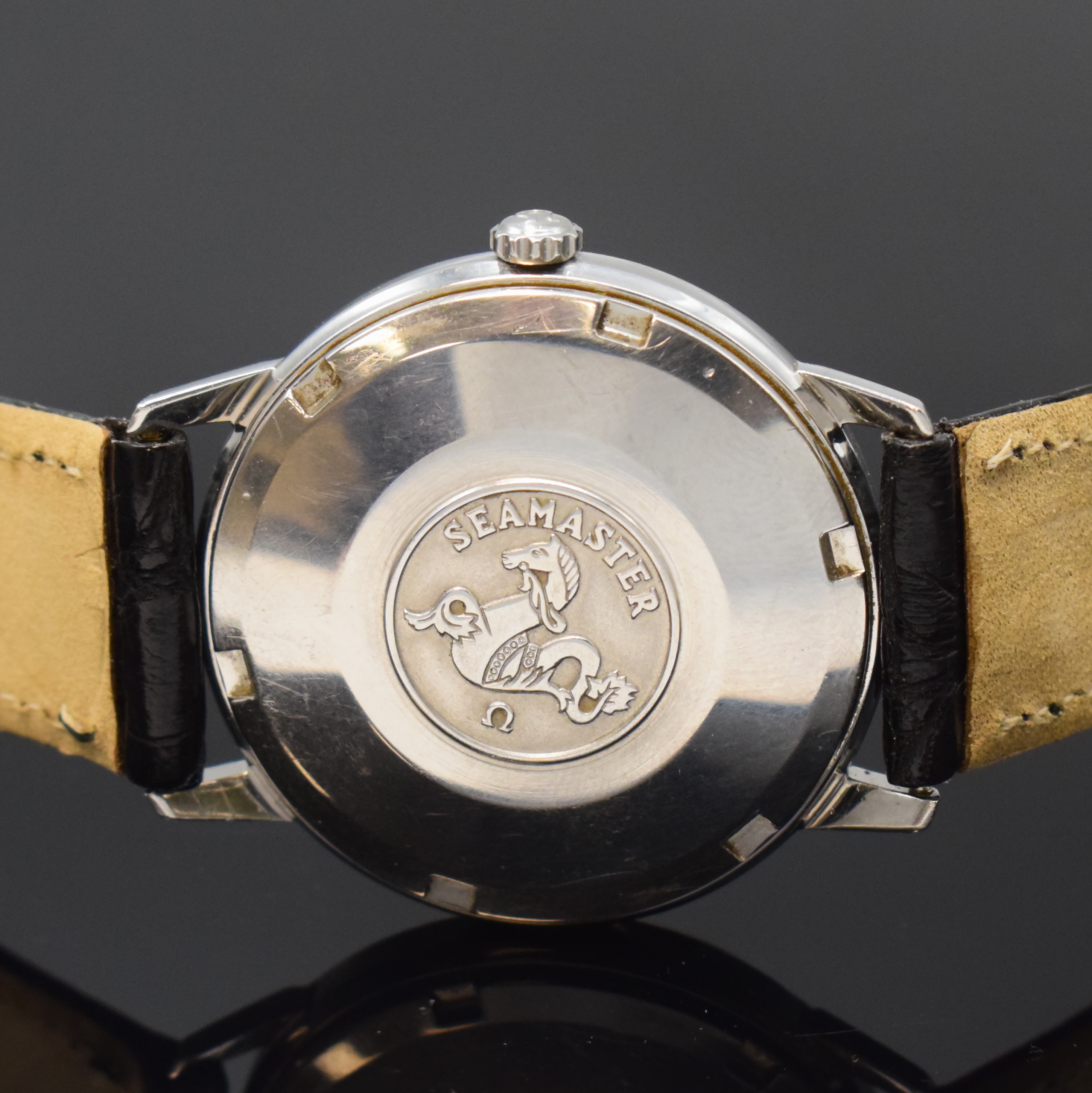 Detail c: OMEGA Seamaster Referenz 165.001 Armbanduhr mit seltenem schwarzen original Zifferblatt,Schweiz um 1964, Automatik, 2-tlg. Stahlgeh., Boden m. ...