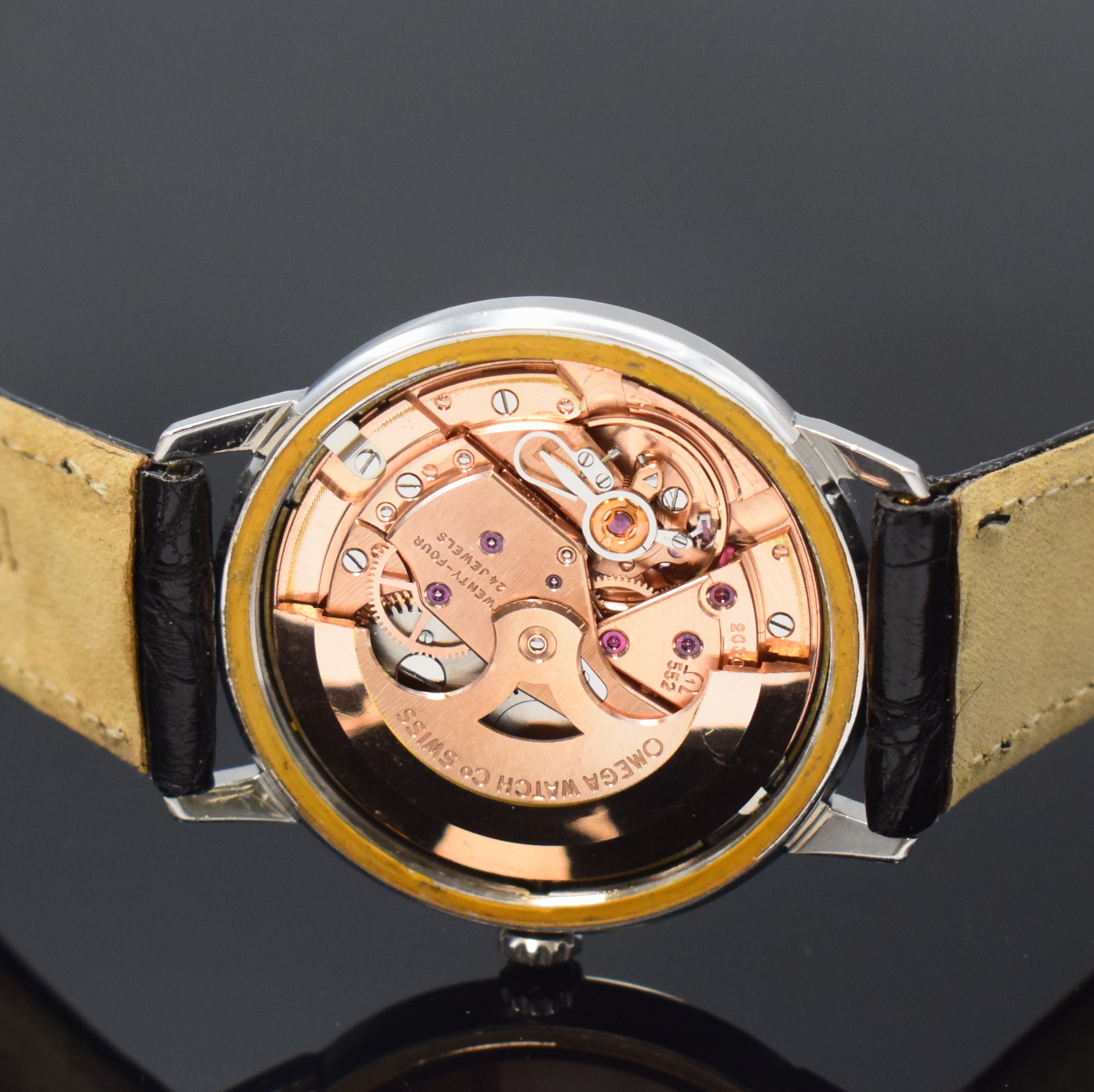 Detail e: OMEGA Seamaster Referenz 165.001 Armbanduhr mit seltenem schwarzen original Zifferblatt,Schweiz um 1964, Automatik, 2-tlg. Stahlgeh., Boden m. ...