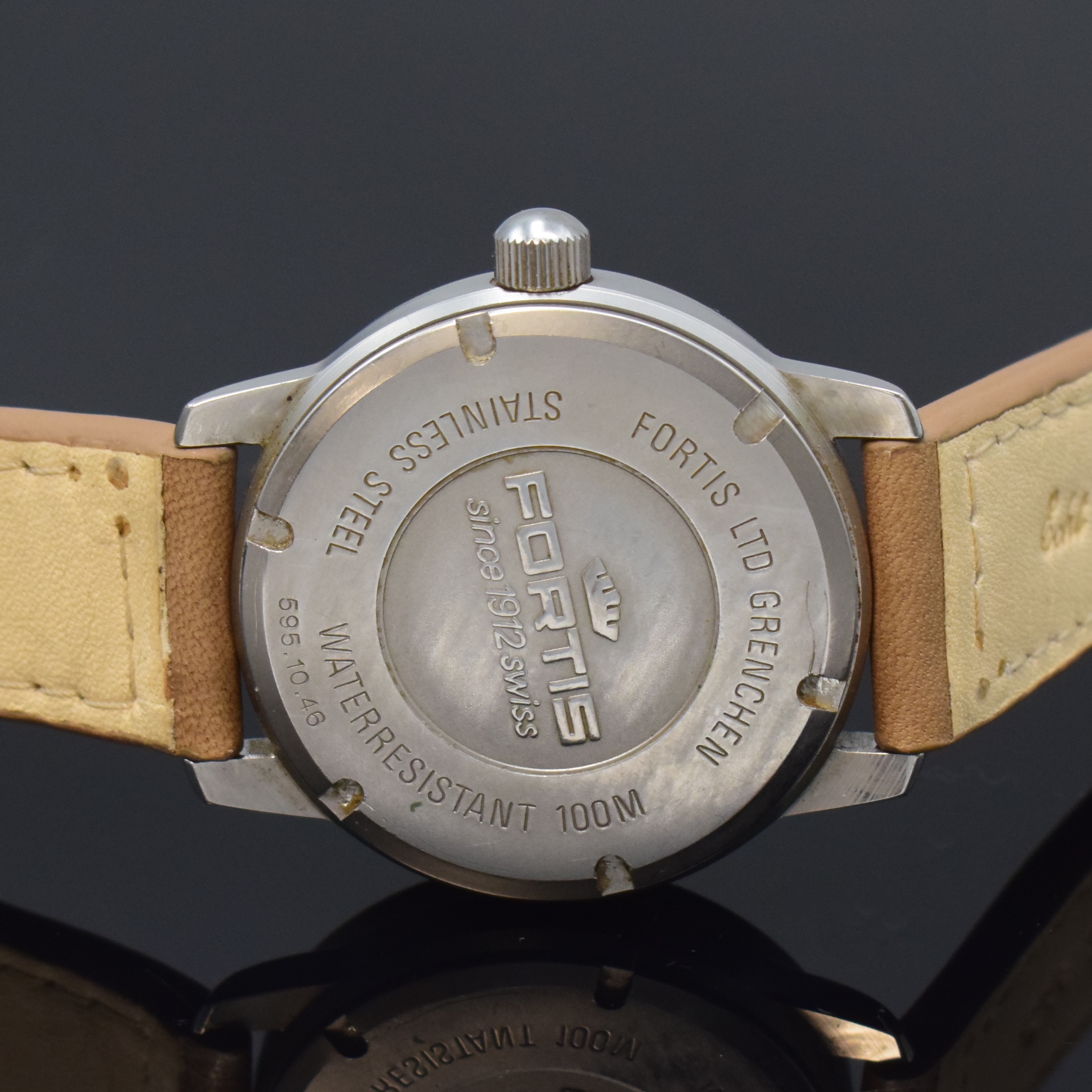 Detail c: FORTIS Referenz 595.10.46 große Armbanduhr im Fliegeruhr-Design in Stahl, Automatik, mattiertes Geh., Boden u. Krone verschr., matt-schwarzes ...
