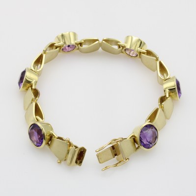 26797693a - Armband mit Amethysten, GG 585/000, z.T. matt., runde Amethyste zus. ca. 15 ct, ...