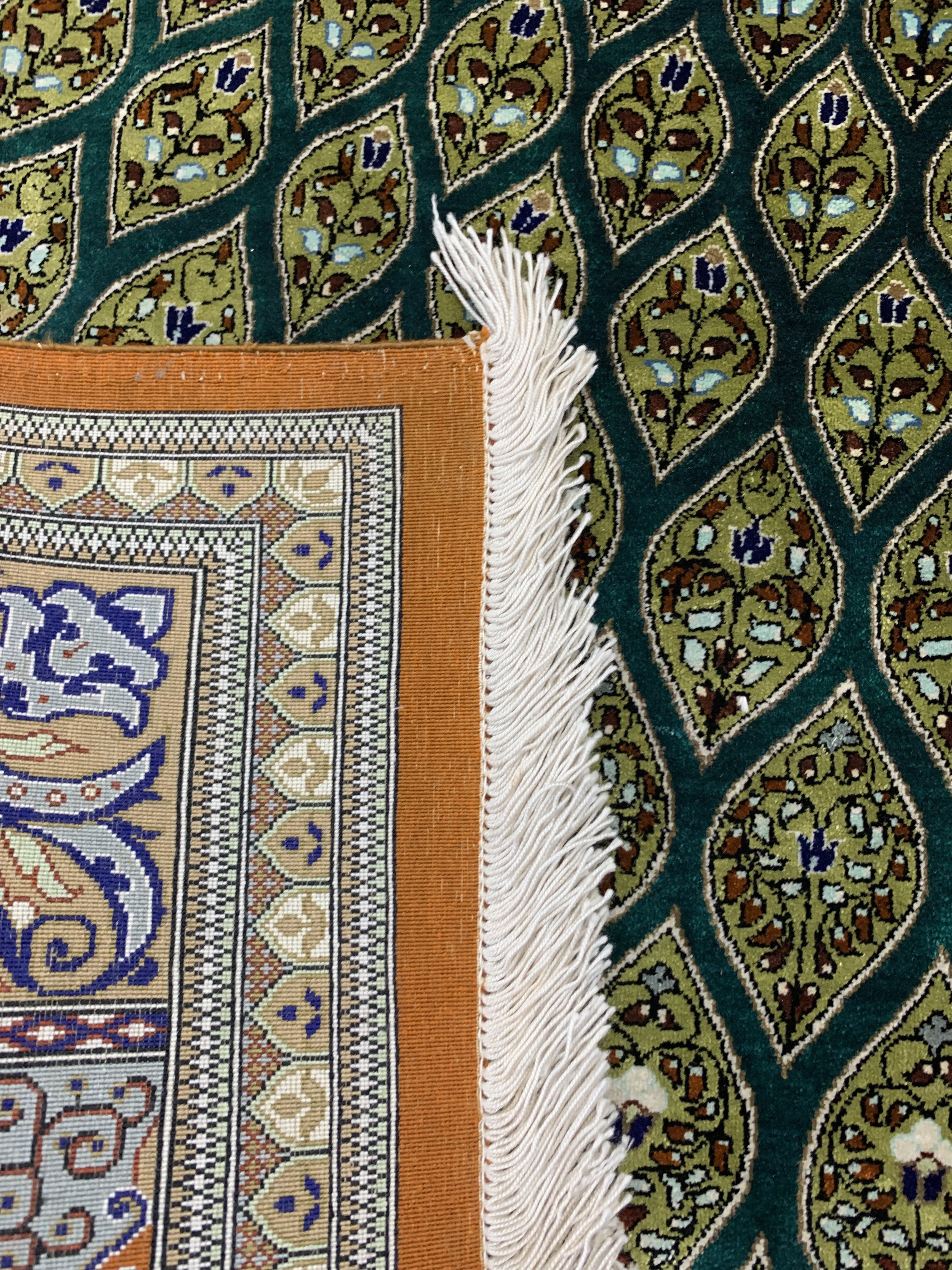 Detail f: Ghom Seide fein, Persien, signiert(Wafaie),Ende 20.Jhd, reine Naturseide, ca. 202 x 130 cm, ca. 1,0 Mio. Kn/qm, EHZ: 1