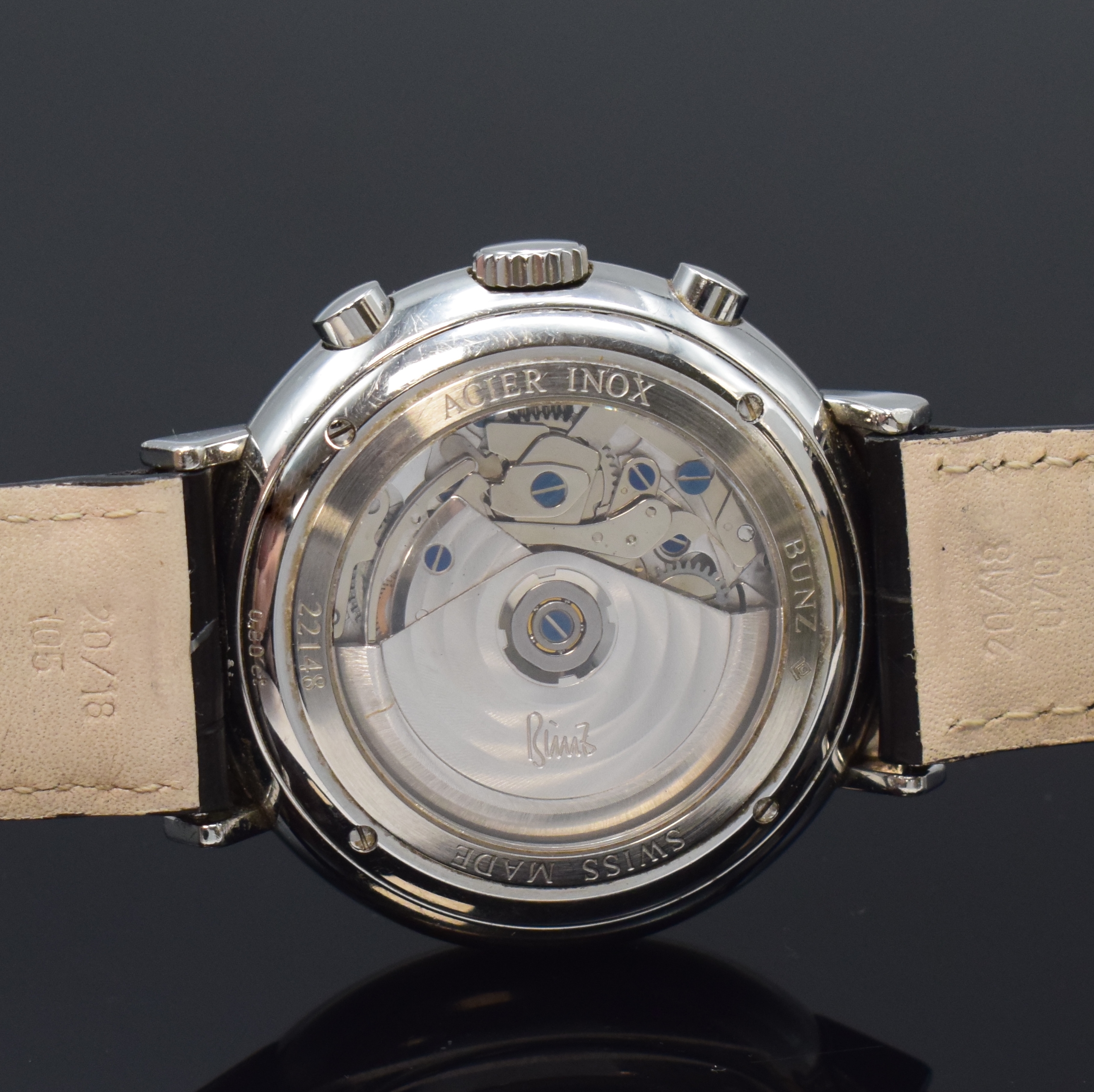 Detail d: BUNZ Chronometer Herrenchronograph in Stahl mit Diamanten, Schweiz um 2015, Automatik, beids. vergl. Geh. inkl. Lederband m. orig. Dornschl., Boden ...