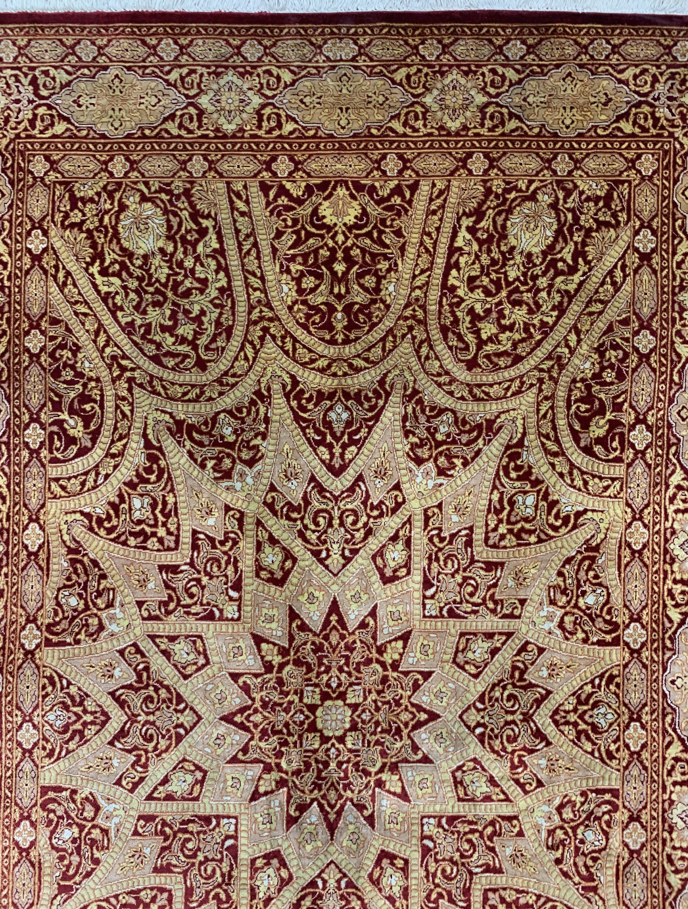 Detail c: Ghom Seide fein, Persien, Ende 20.Jhd, reine Naturseide, ca. 151 x 96 cm, EHZ: 1-2