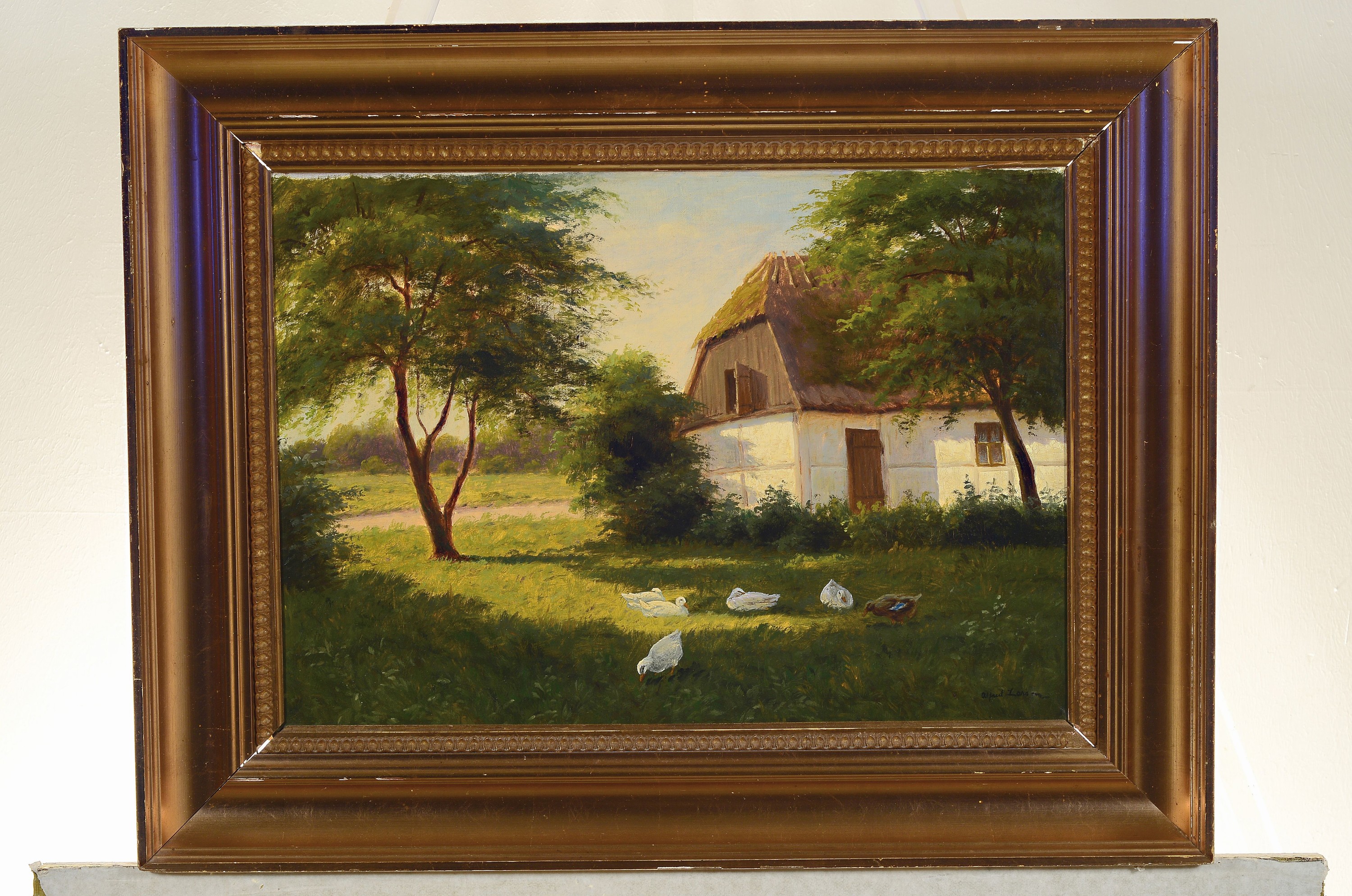 Detail k: Alfred Valdemar Larsen, 1860 Stenderup-1946 Virum, Enten auf einer Wise vor einem Bauernhaus, rückseitig betitelt Sammerday paa Lander, Öl/Lwd, ...