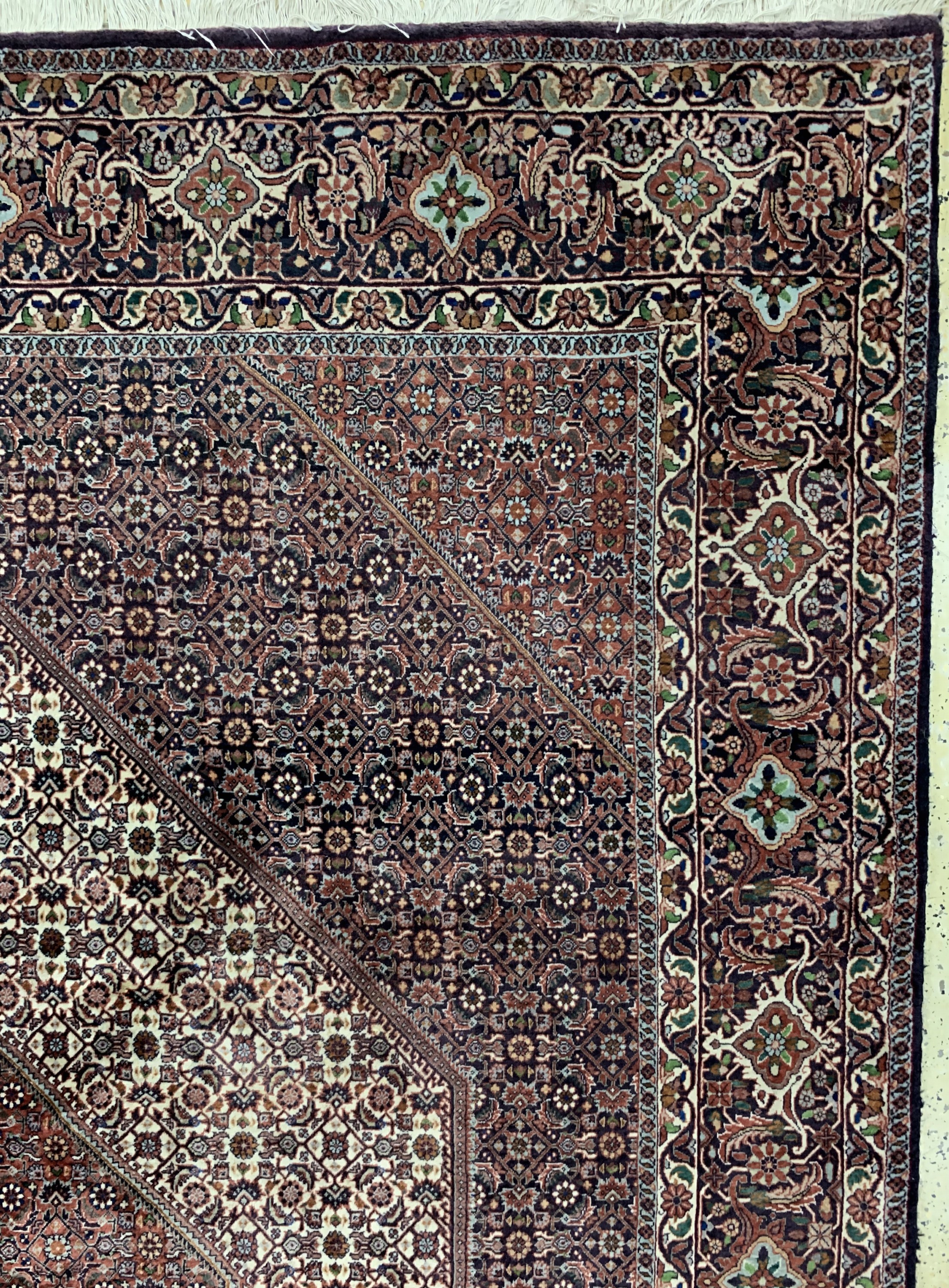 Detail d: Bidjar Kork fein, Persien, Ende 20.Jhd, Korkwolle auf Baumwolle, ca. 305 x 255 cm, verblasst, EHZ: 2