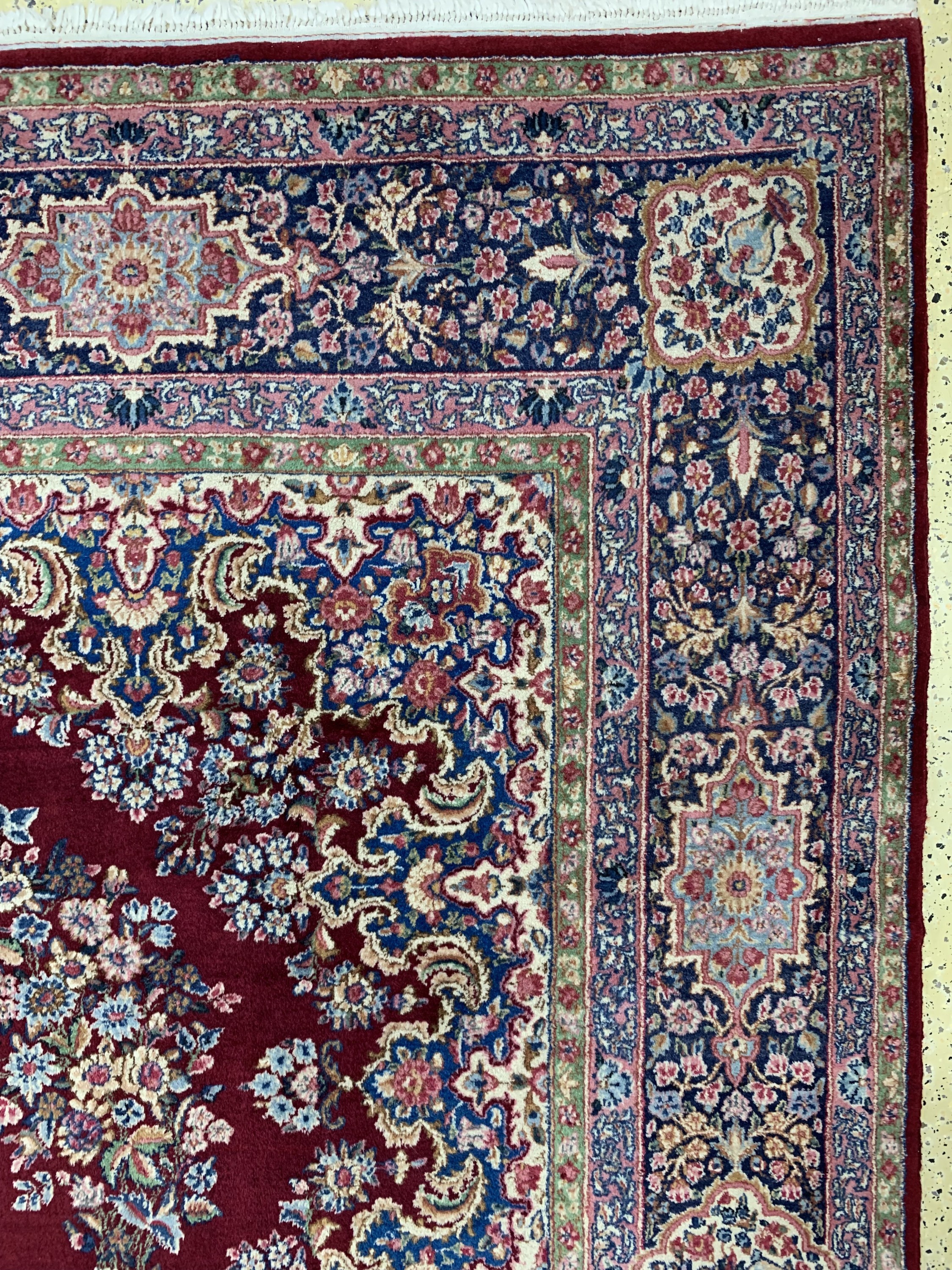 Detail d: Kerman"Laver"fein, Persien, Mitte 20.Jhd, Korkwolle auf Baumwolle, ca. 391 x 295 cm, EHZ: 2-3