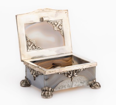 Image Jewellery casket from grey agate. ca. 1880 , appliques silver 925, stripe agate with ...