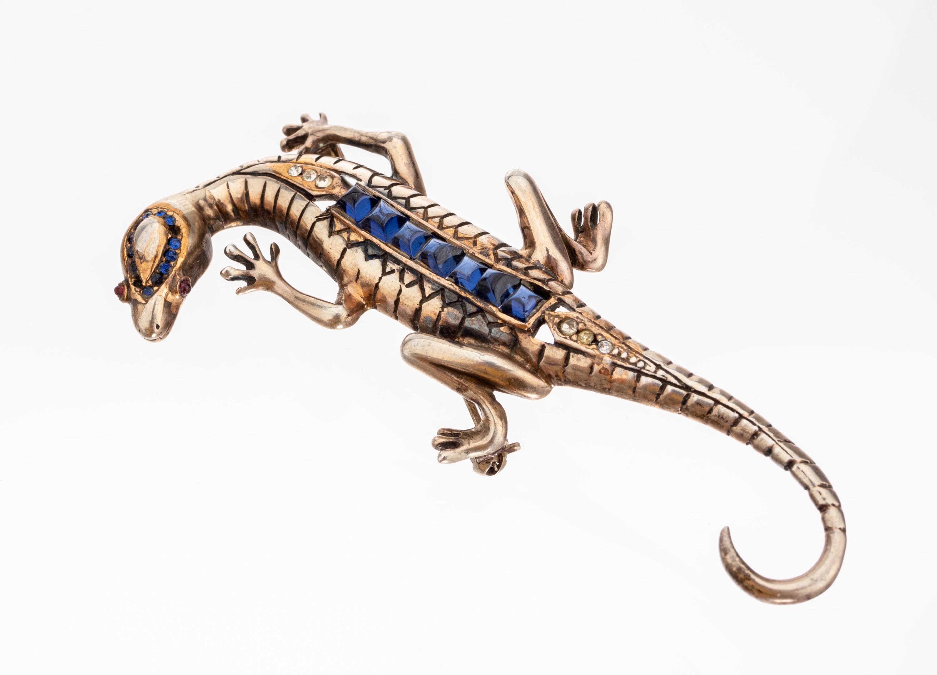Silber Brosche "Salamander" um 1930, Sterling Silber, farbloser und blauer Glassteinbesatz, 2 Steine fehlen, naturalistische Wiedergabe, ...