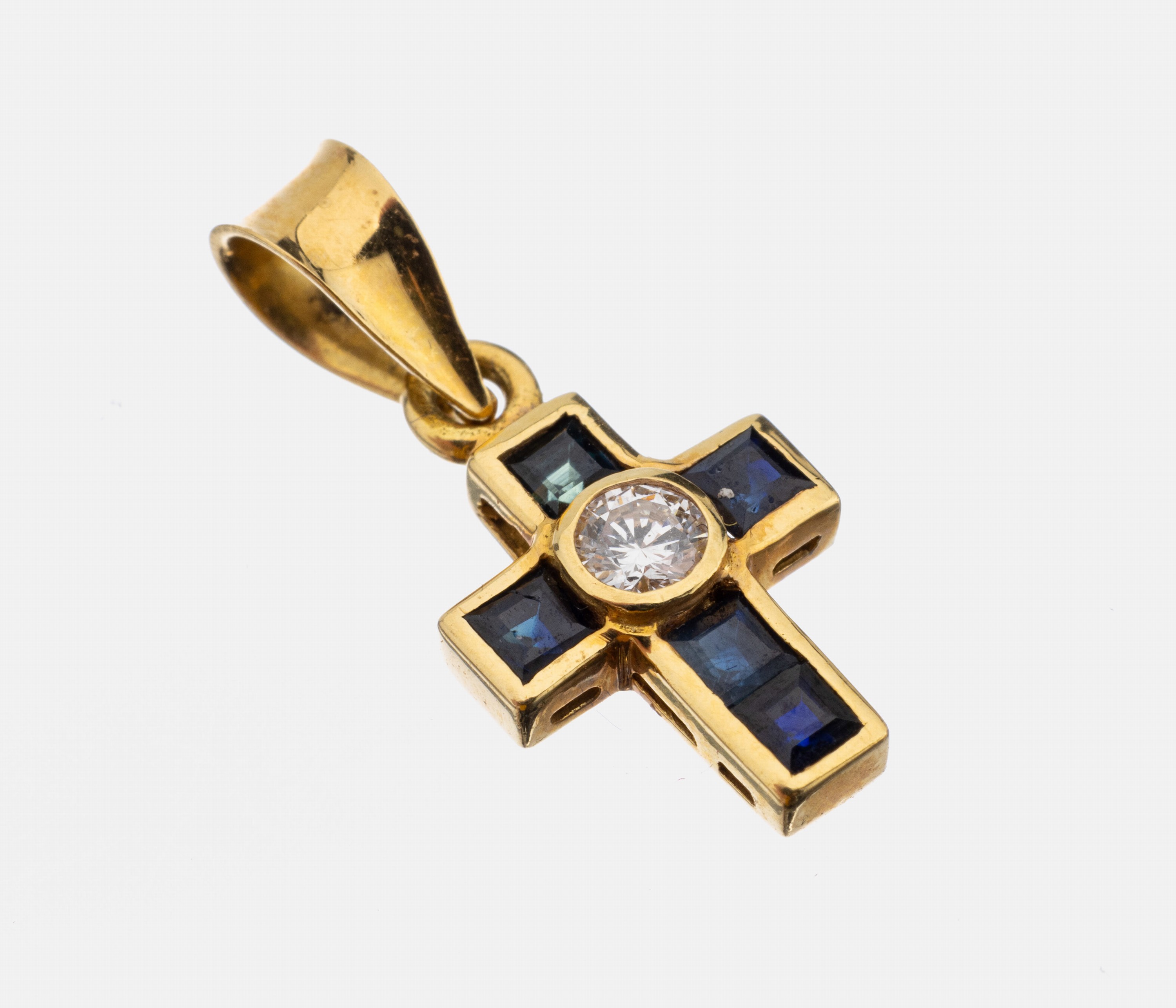18 kt Gold Saphir-Brillant-Kreuzanhänger, GG 750/000, mittiger Brillant ca. 0.15 ct Weiß/si, facett. Saphire zus. ca. 0.15 ct, ca.2.0 x 1.5 cm, ...