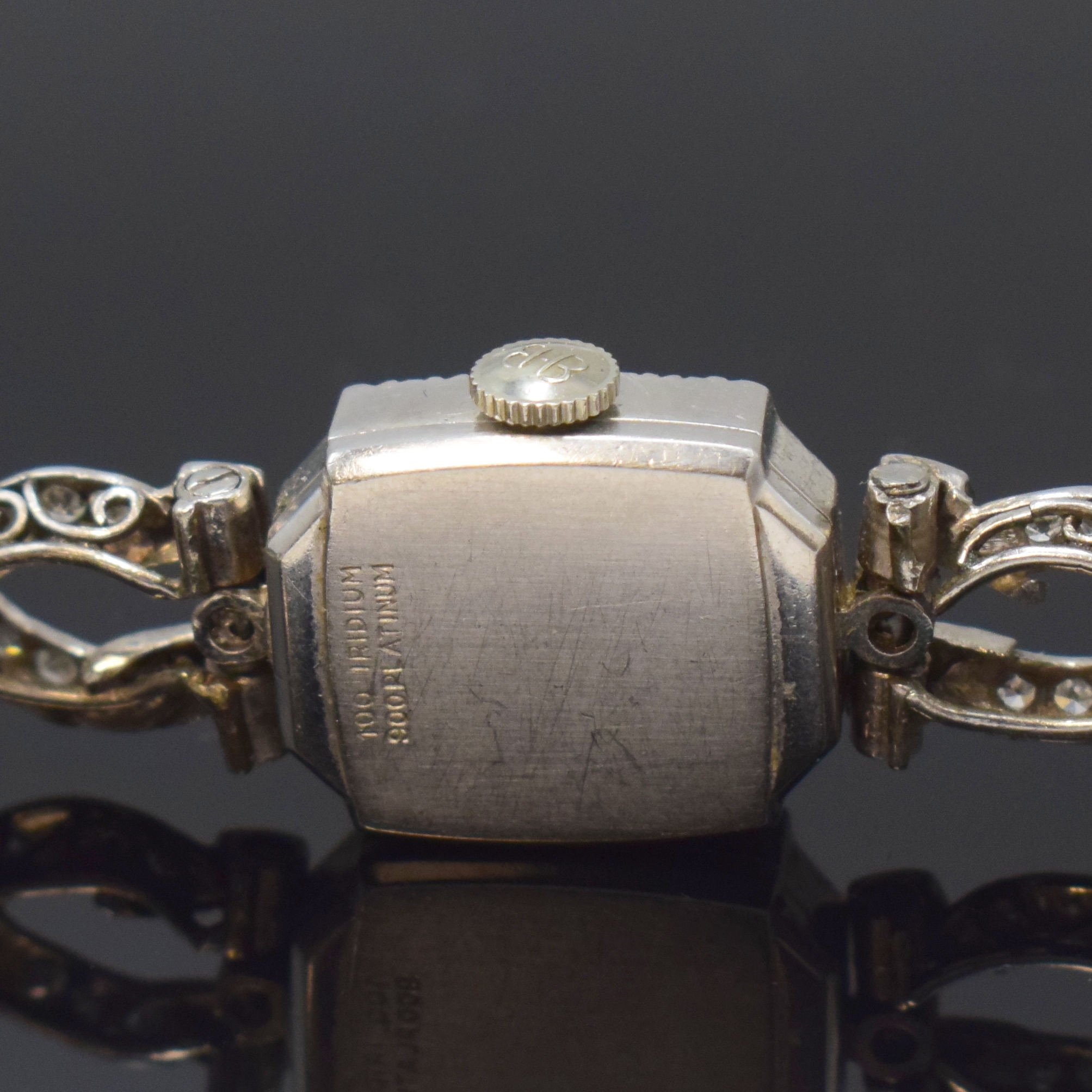 Detail c: LUXOR / ENICAR Art Deco Armbanduhr in Platin mit Diamanten, Schweiz um 1930, Handaufzug, Geh. an WG 585/000 Band, Sicherheitskettchen, Boden ...