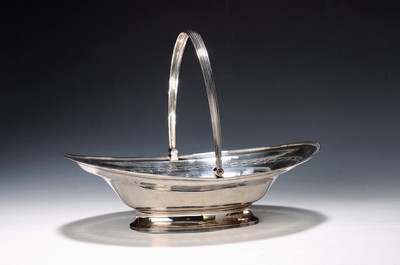 Image Silver handle bowl, London, 1799, silver, navette-shaped foot bowl with handle, re- ...