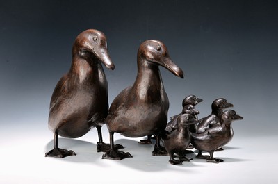 Image Kurt Arentz, 1934 Cologne to 2014 Munich, large bronze group, "Duck Family", ...