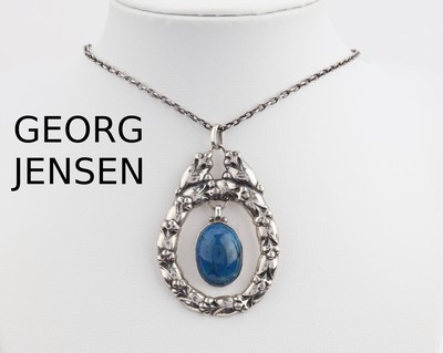 Image GEORG JENSEN pendant with agate , Copenhagen1915-27, silver 830, model no. 20, floral ...