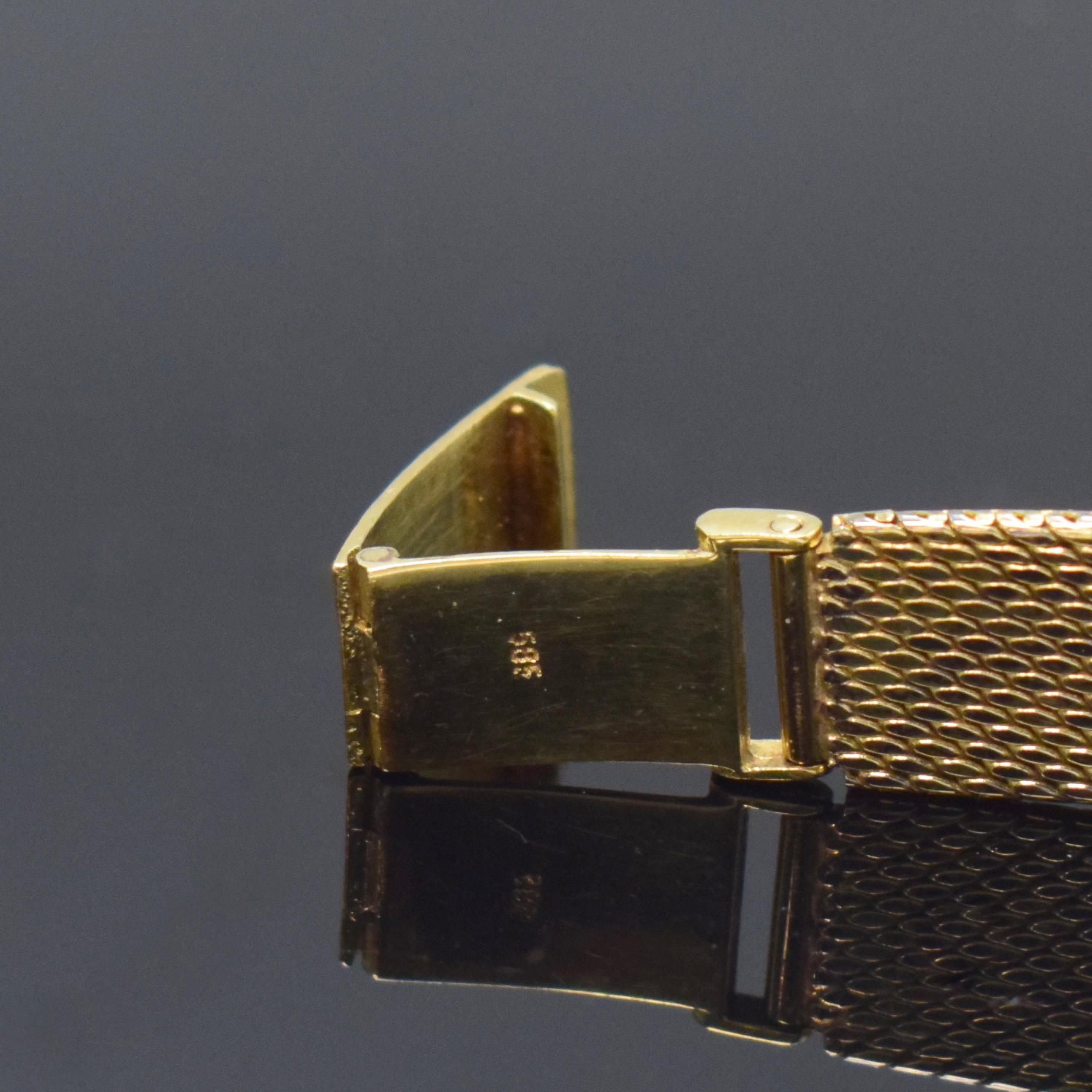 Detail b: BEHA Damengoldbanduhr in GG 585/000, Schweiz um 1970, Handaufzug, Boden aufgedr., vers. strukt. Zifferbl. m. aufgel. Std.-Ind., gold. Zeiger, ...
